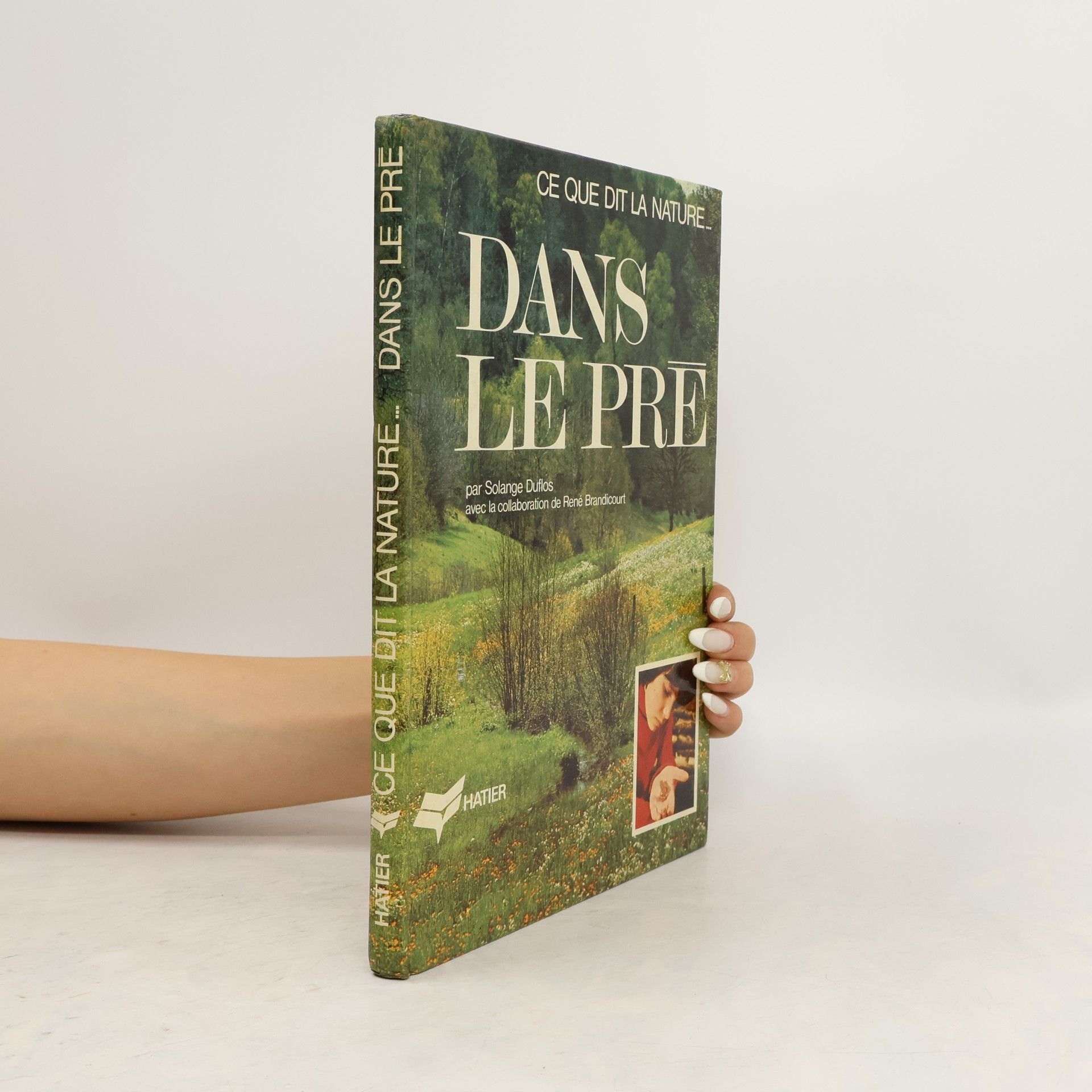 Solange Duflos Dans le pré