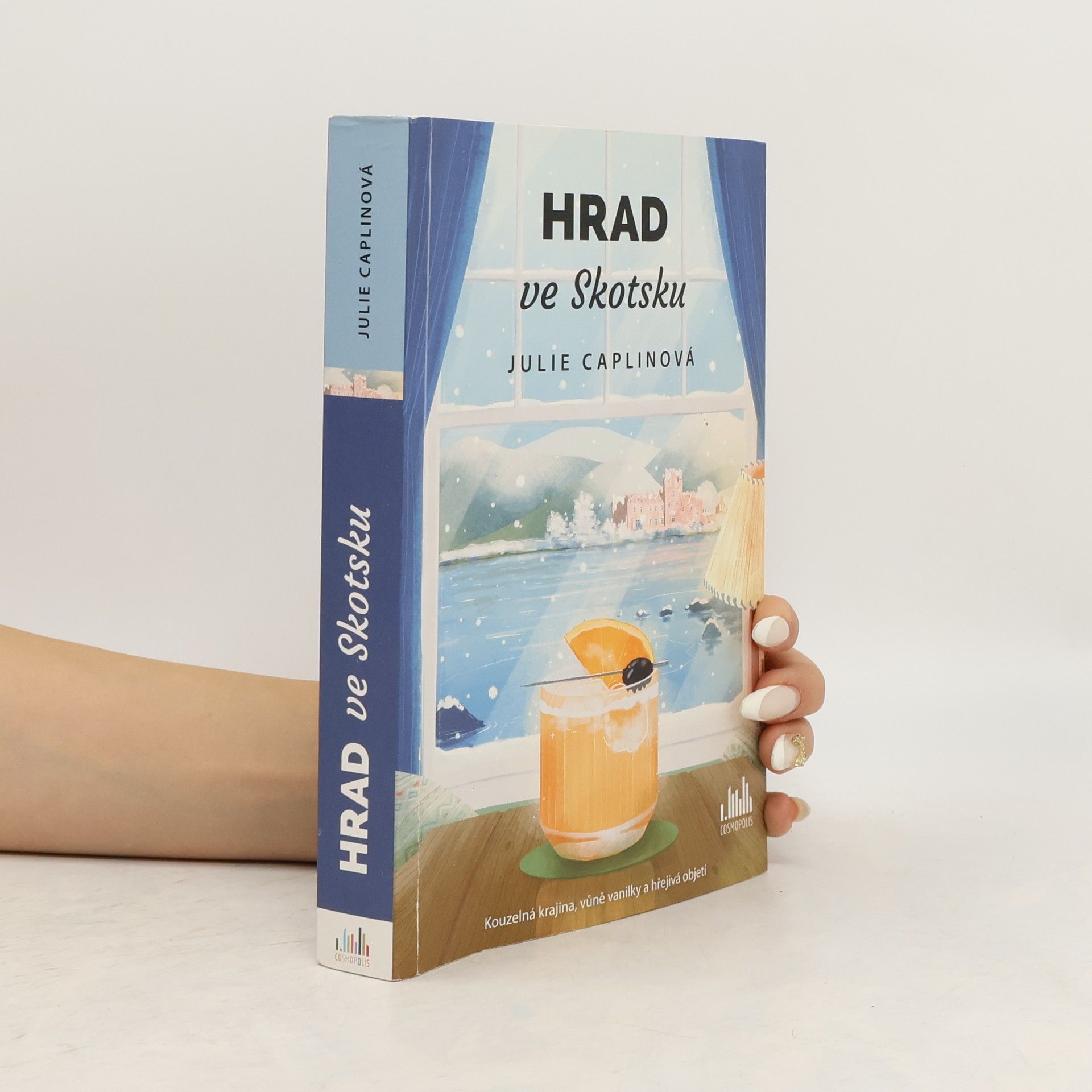 Julie Caplinová Hrad ve Skotsku