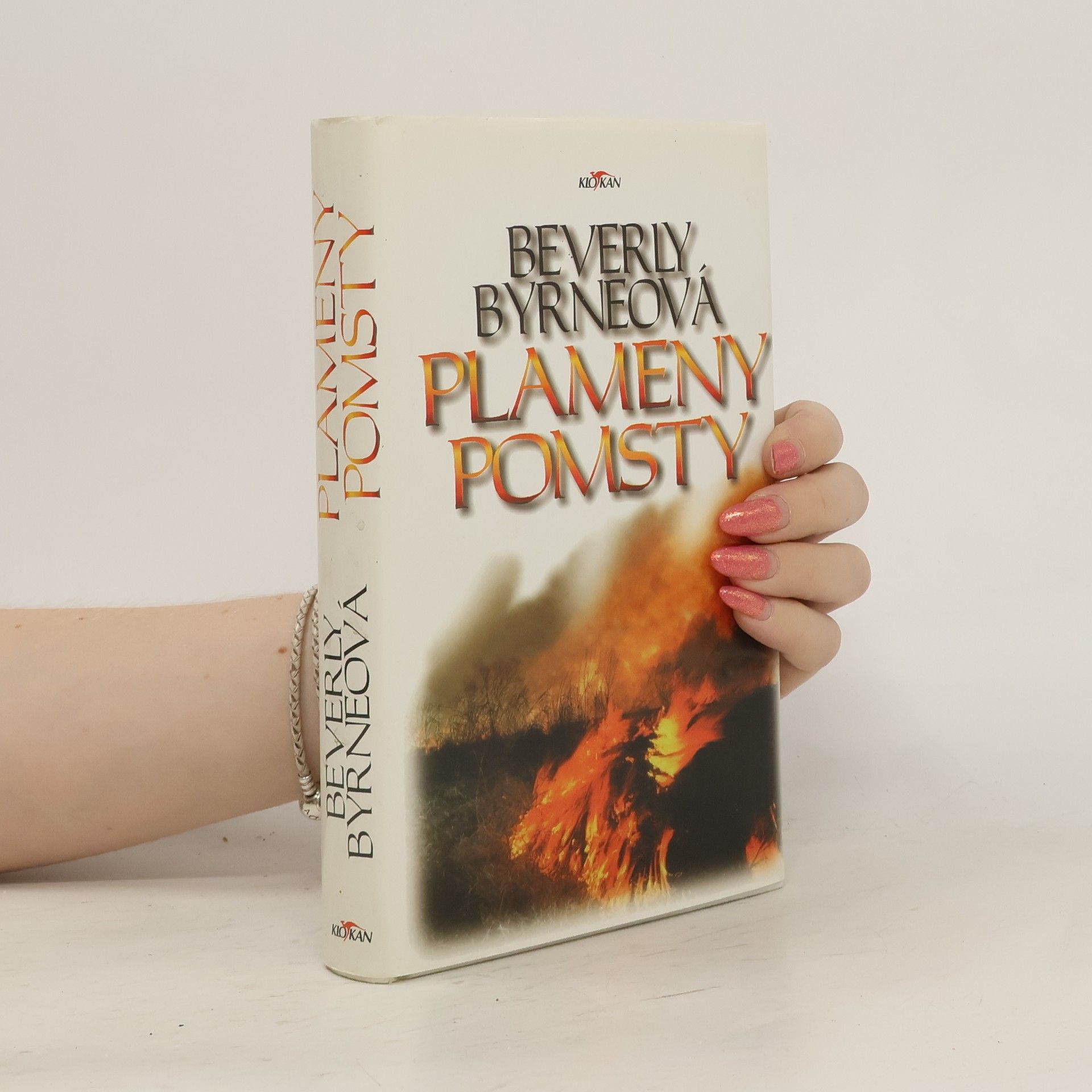 Beverly Byrne Plameny pomsty