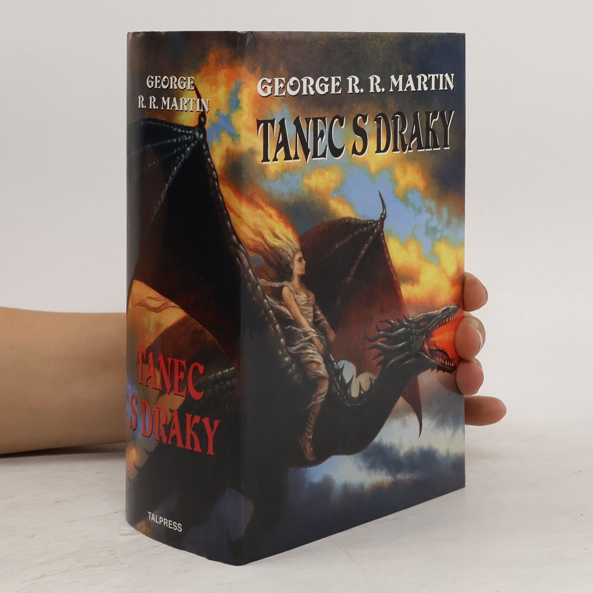 George R. R. Martin Píseň ledu a ohně. Kniha pátá, Tanec s draky