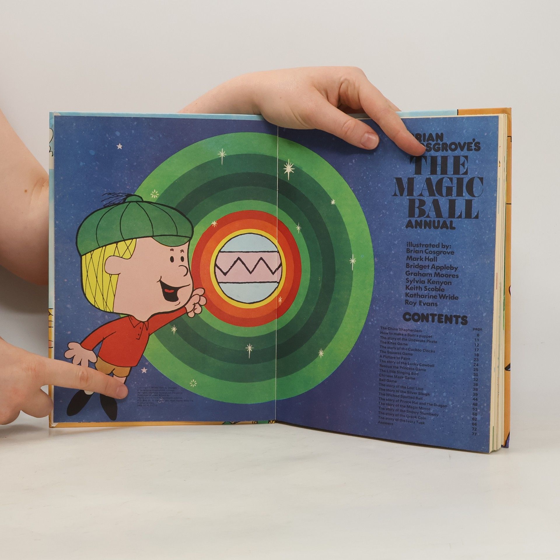 kolektiv The Magic Ball