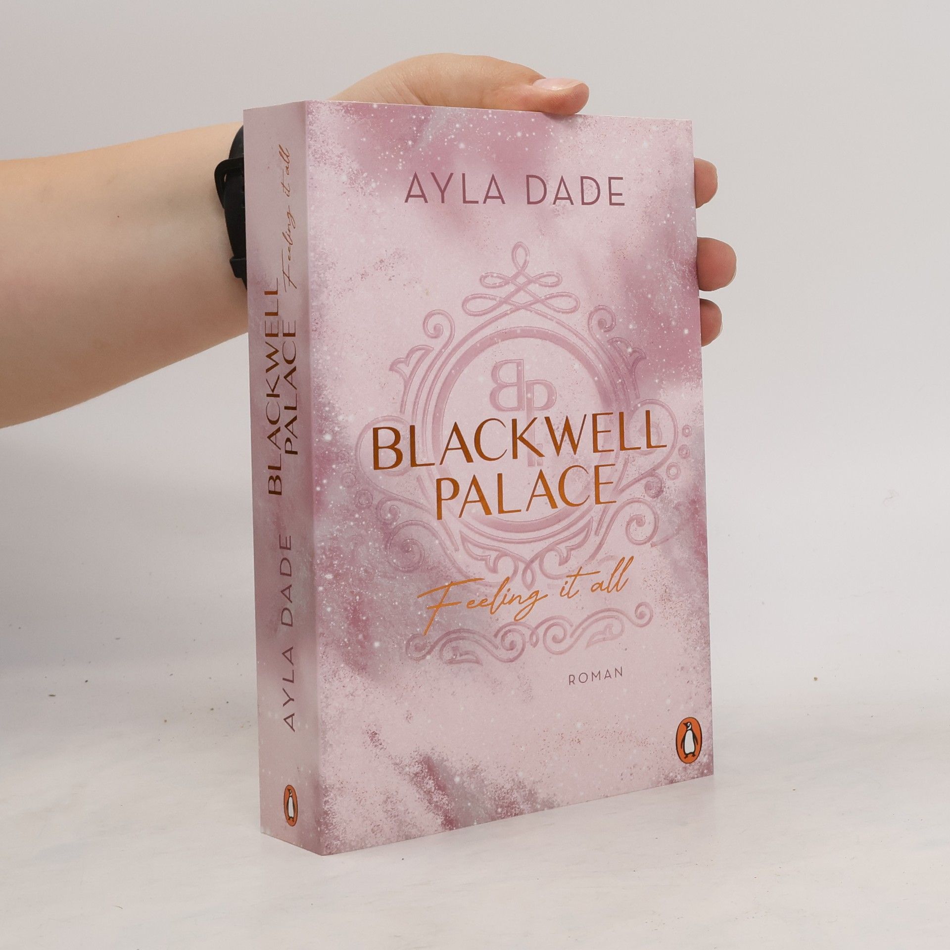 Ayla Dade Blackwell Palace. Feeling it all
