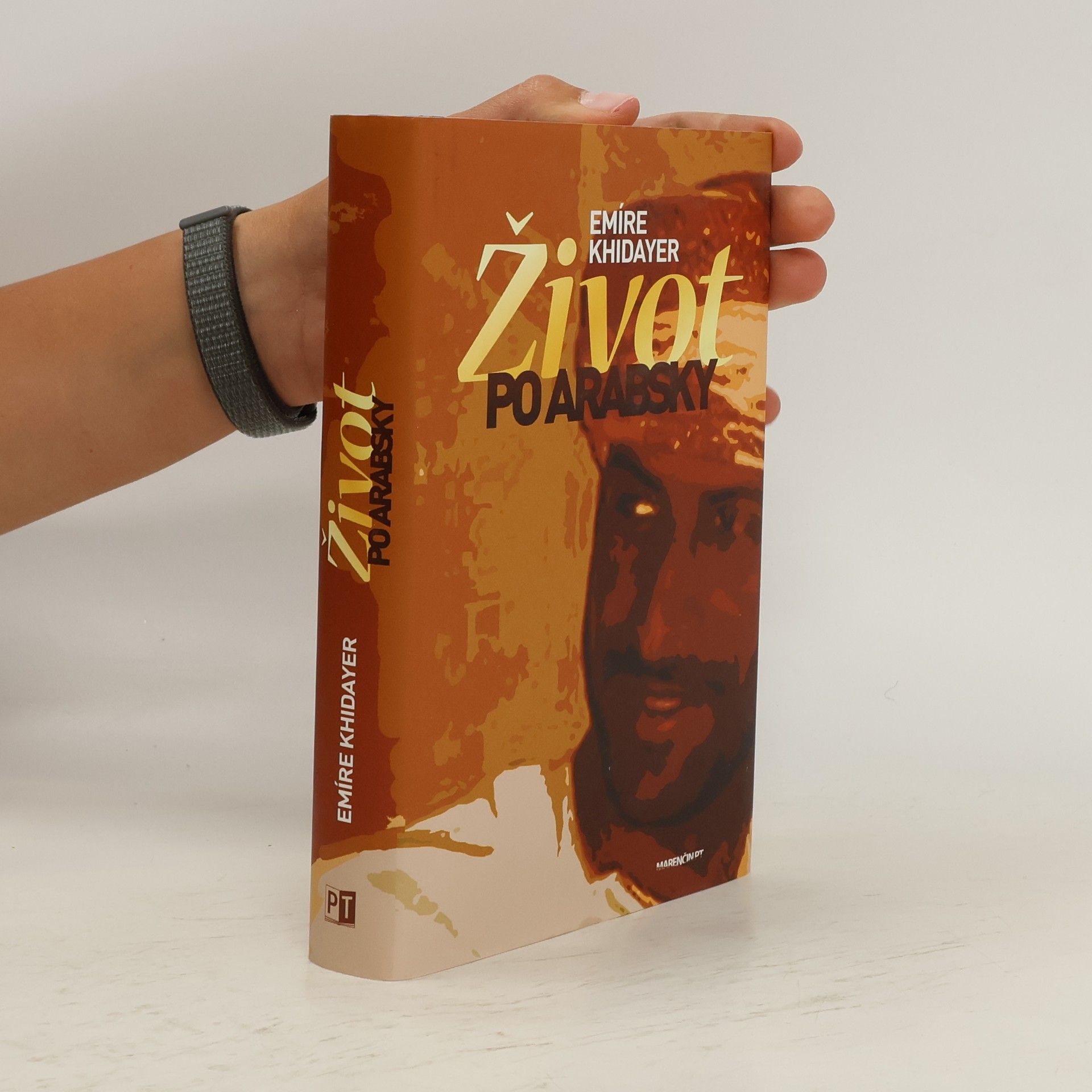 Emíre Khidayer Život po arabsky