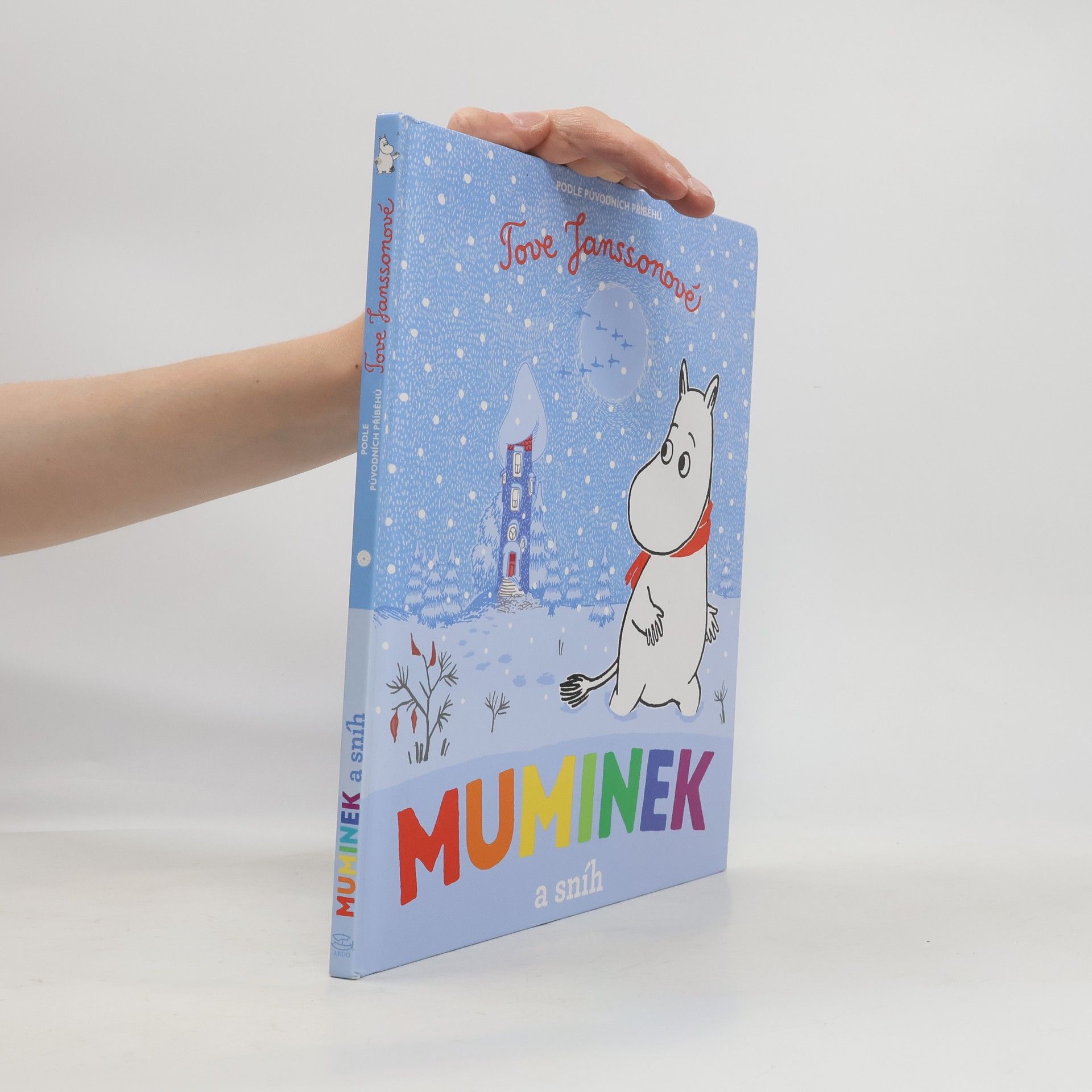 Tove Jansson Muminek a sníh