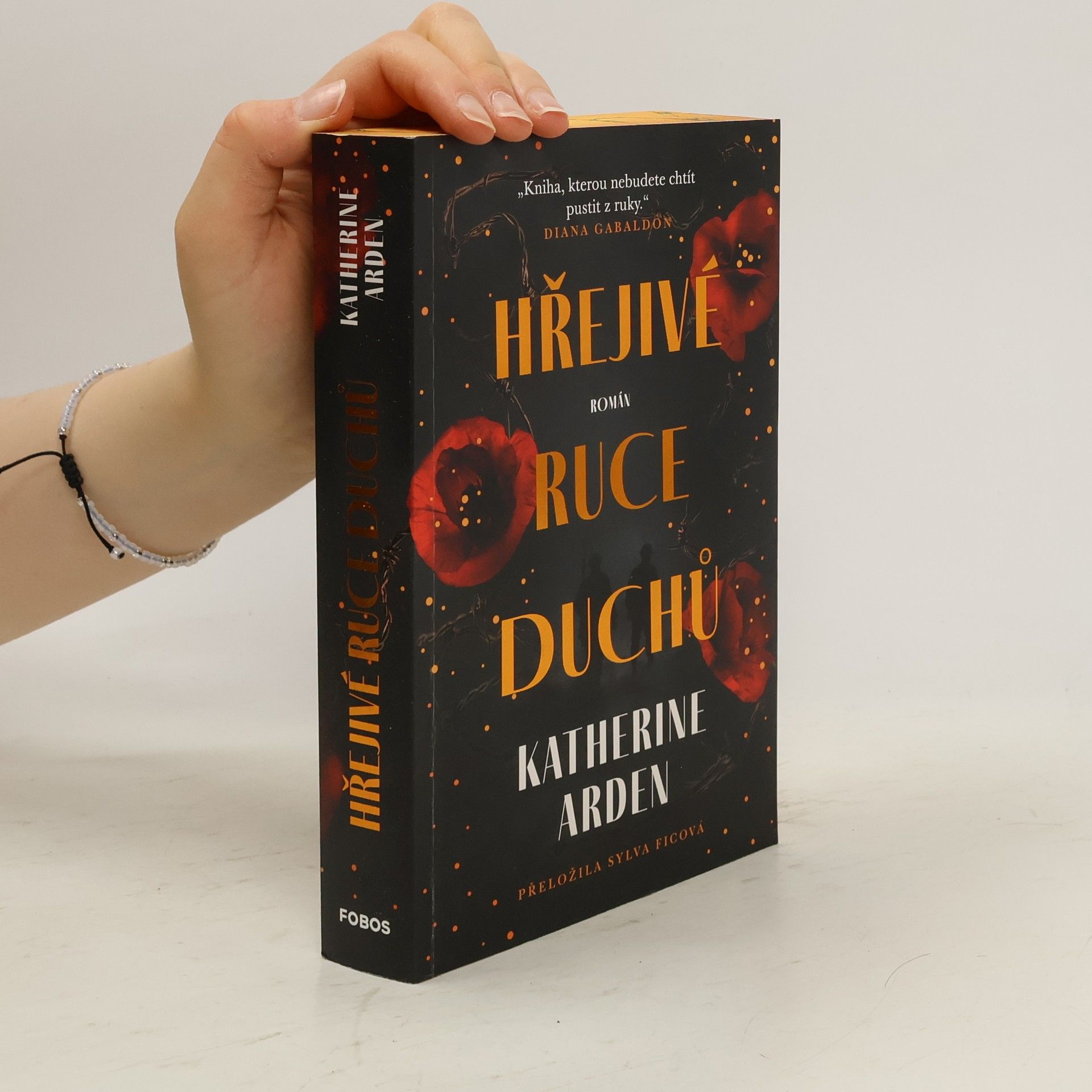 Katherine Arden Hřejivé ruce duchů