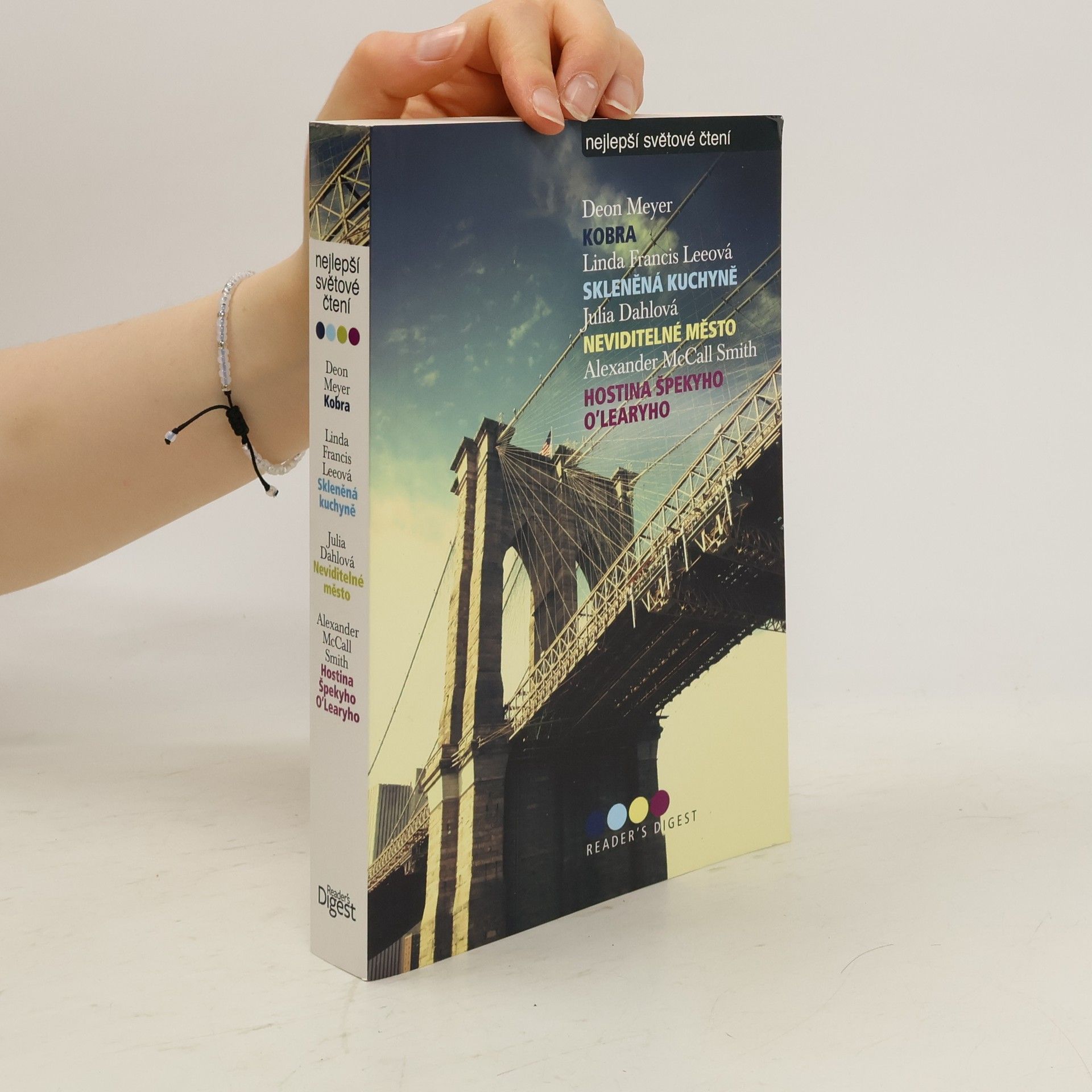 Alexander McCall Smith Kobra / Skleněná kuchyně / Neviditelné město / Hostina Špekyho O'Learyho