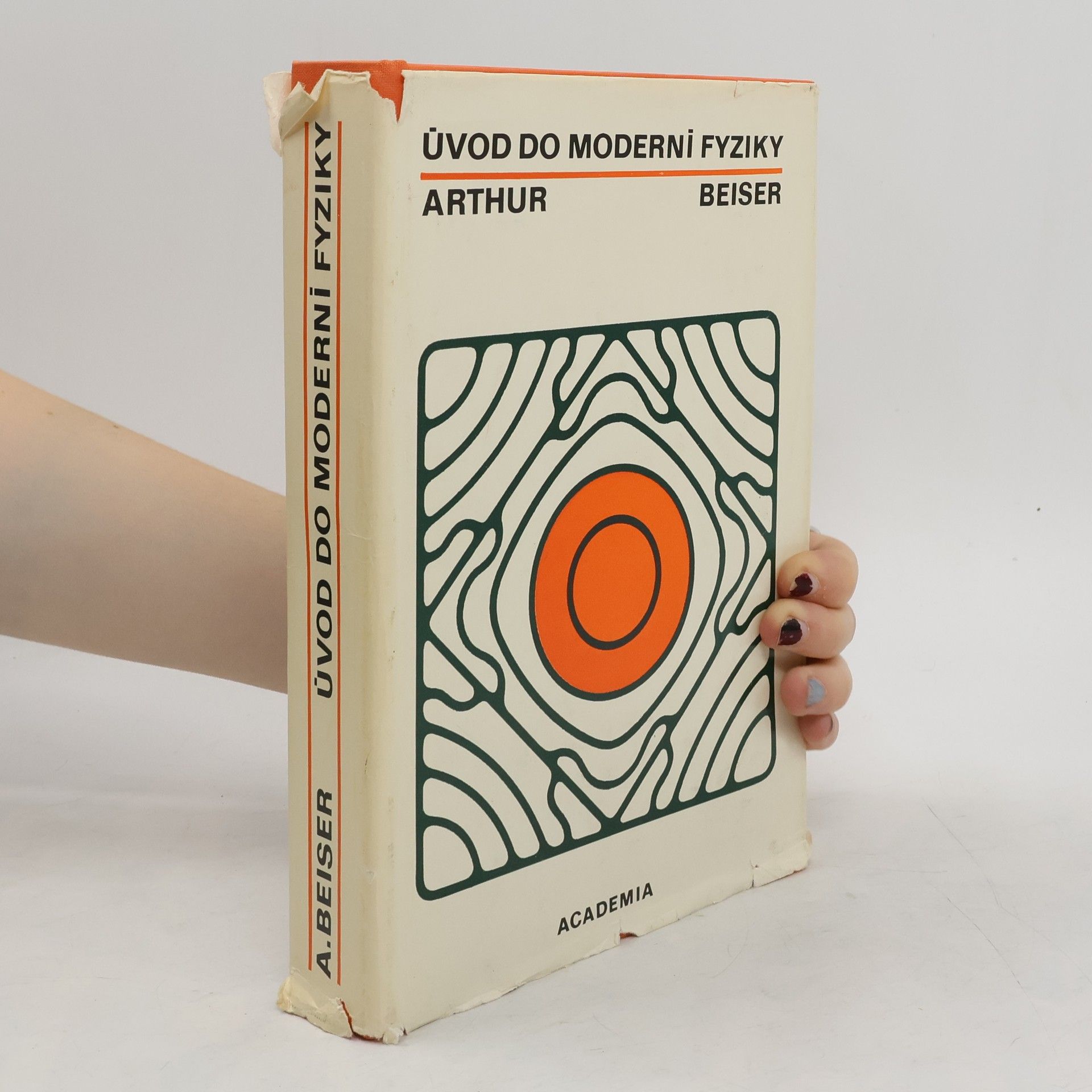 Arthur Beiser Úvod do moderní fyziky
