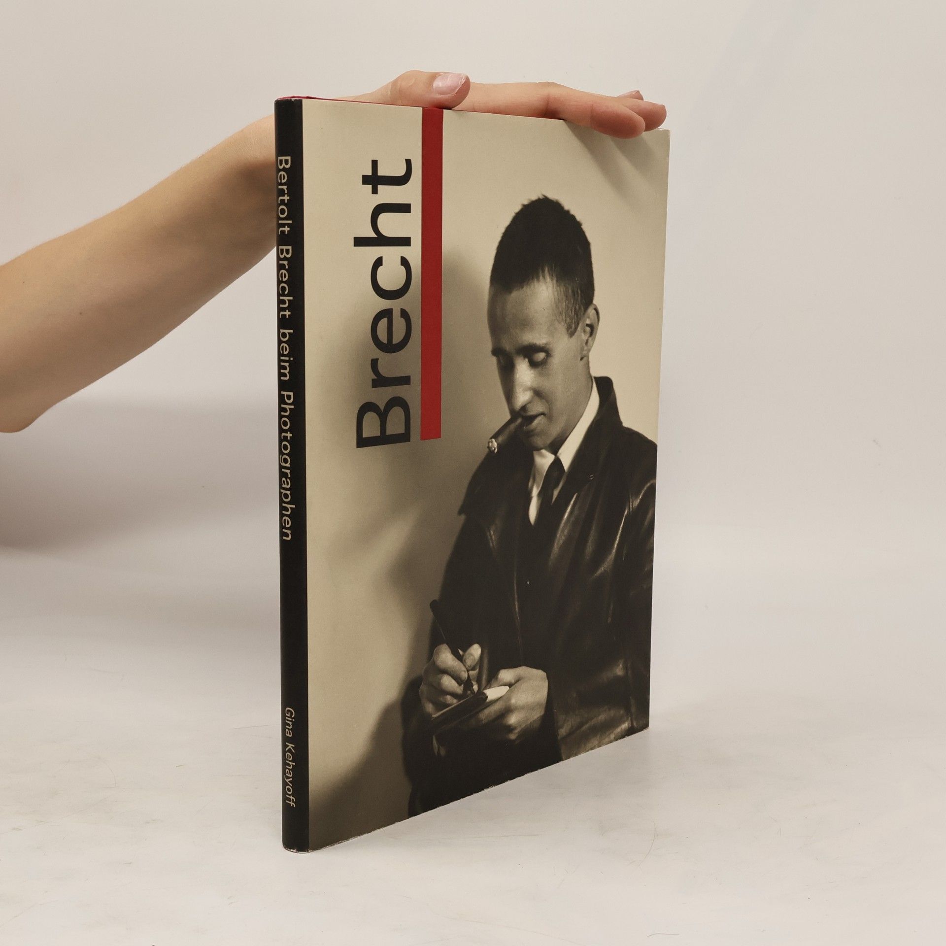Konrad Ressler Bertolt Brecht beim Photographen