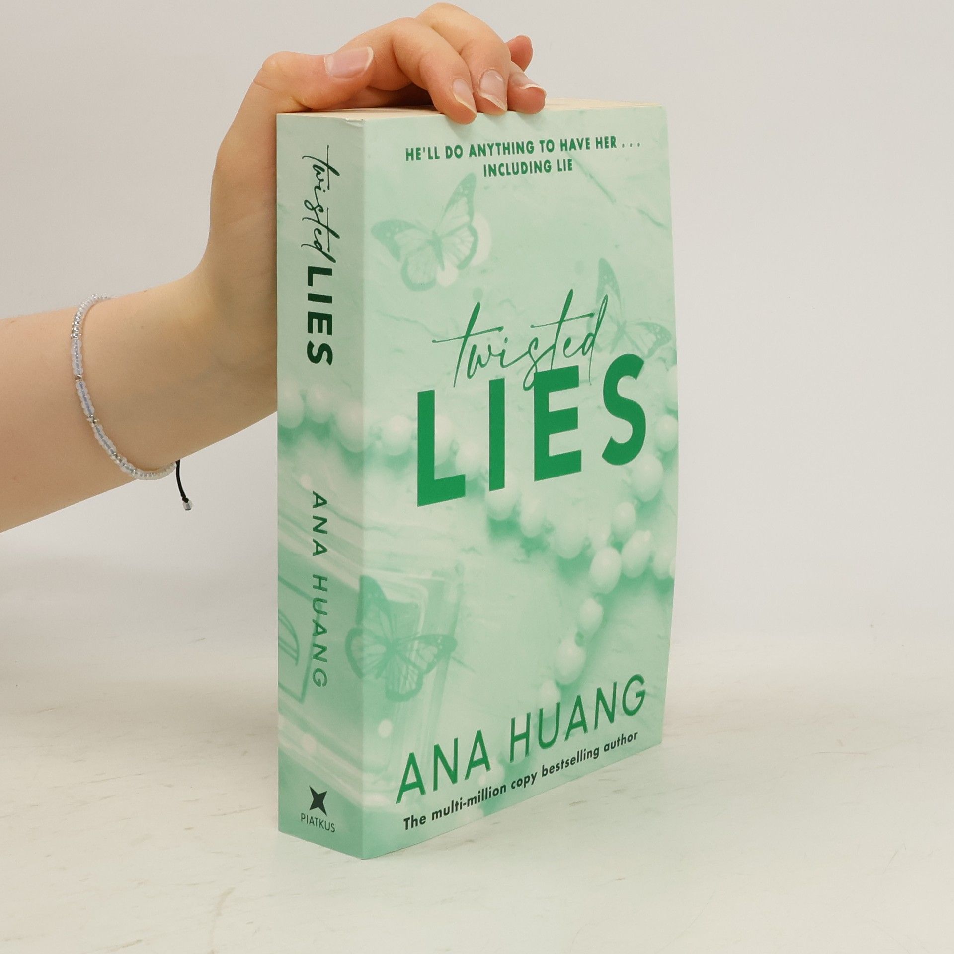 Ana Huang Twisted lies
