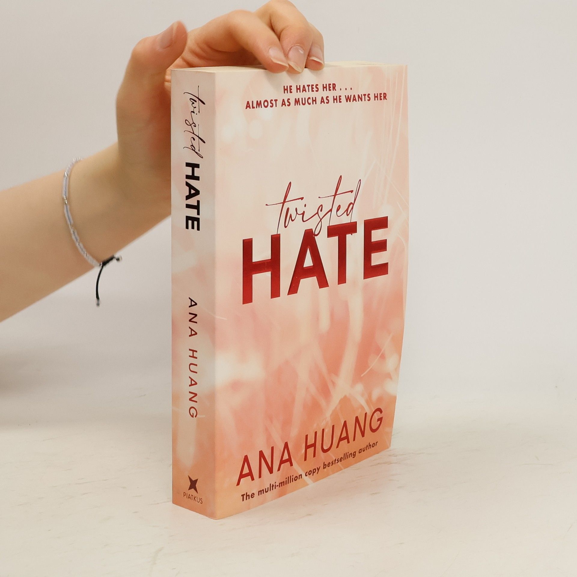 Ana Huang Twisted hate. Twisted book three