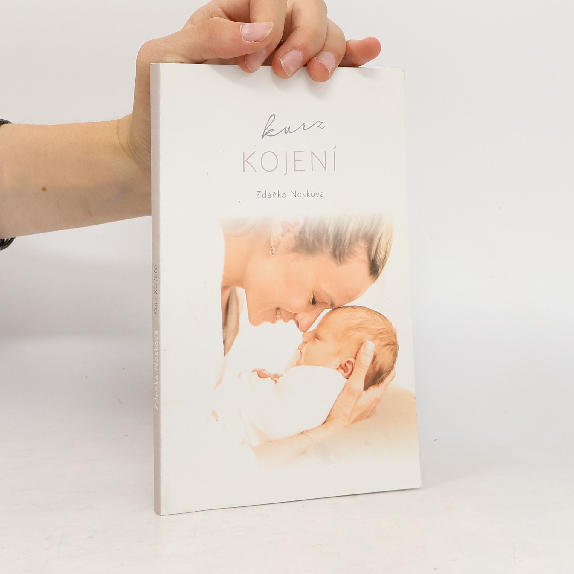 Kurz kojení : příručka pro kojící maminky