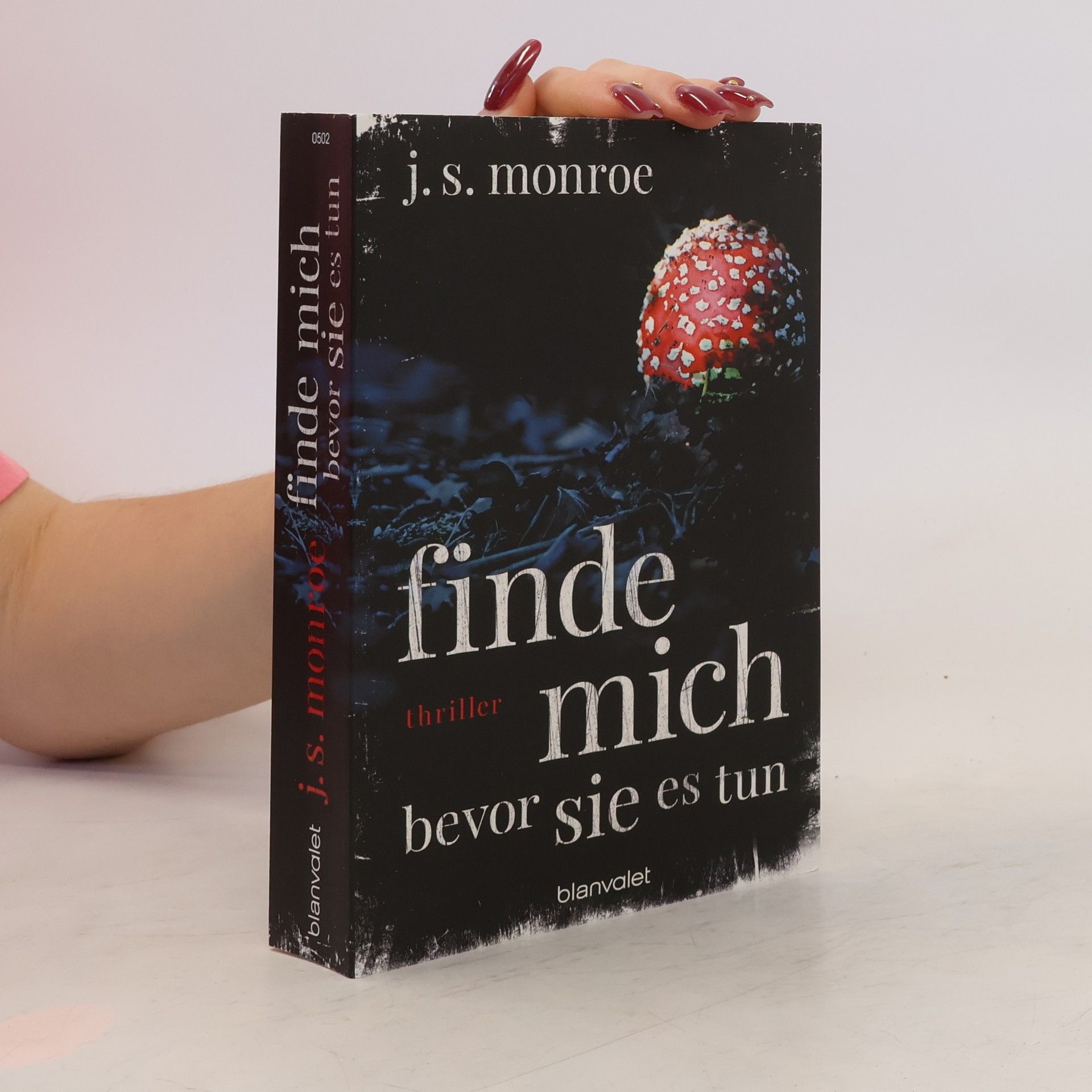 J.S. Monroe Finde mich. Bevor sie es tun