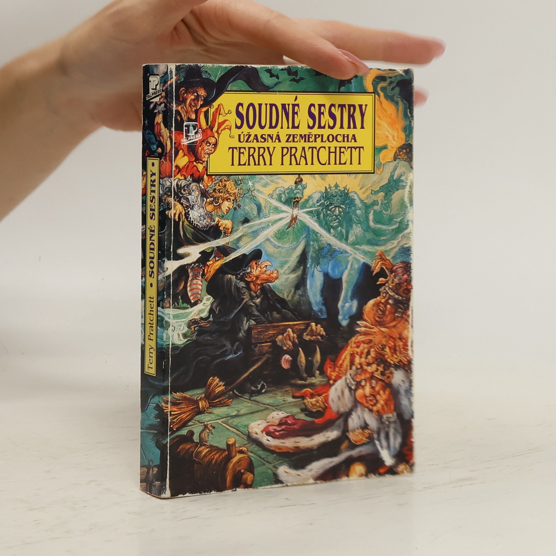Terry Pratchett Soudné sestry
