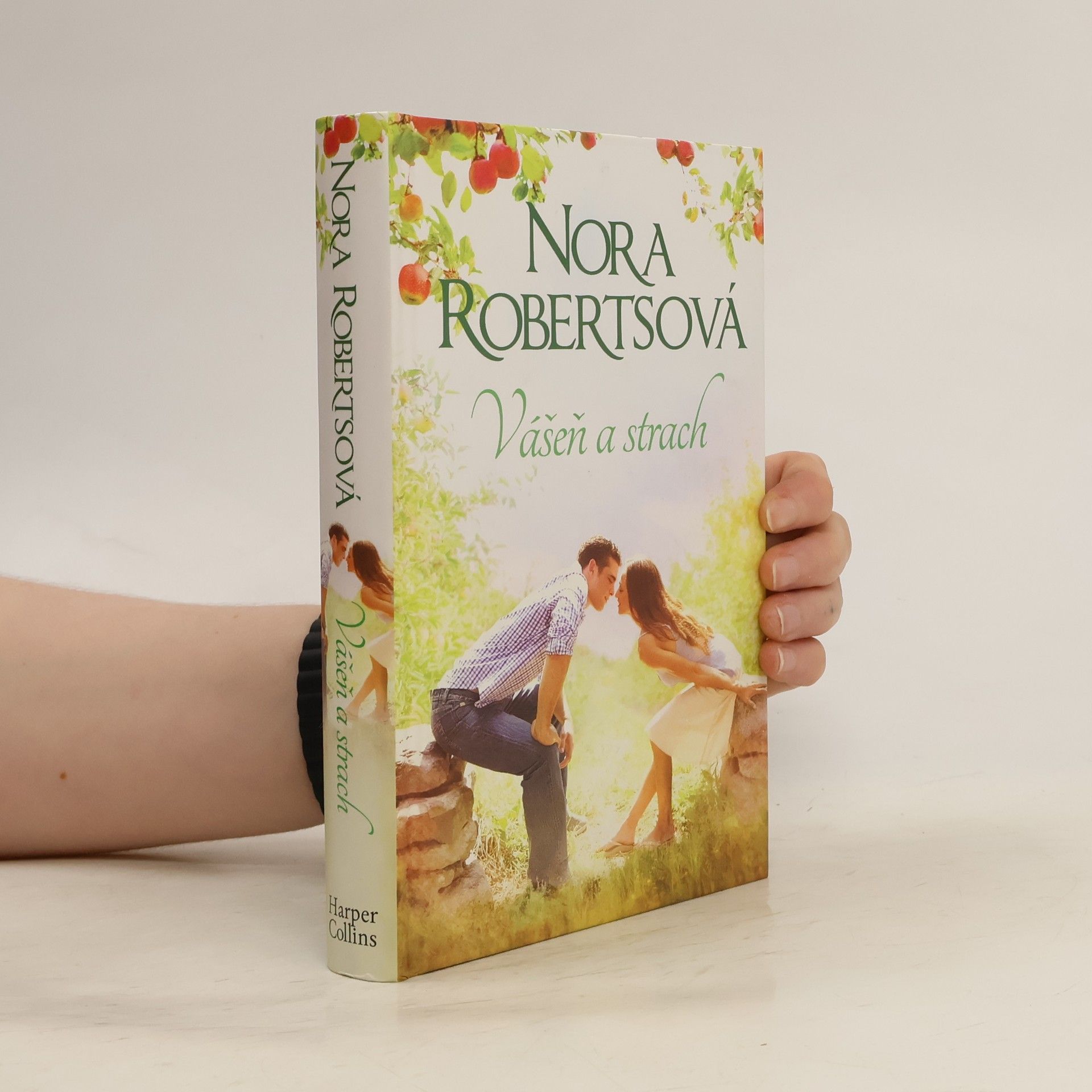 Nora Roberts Vášeň a strach