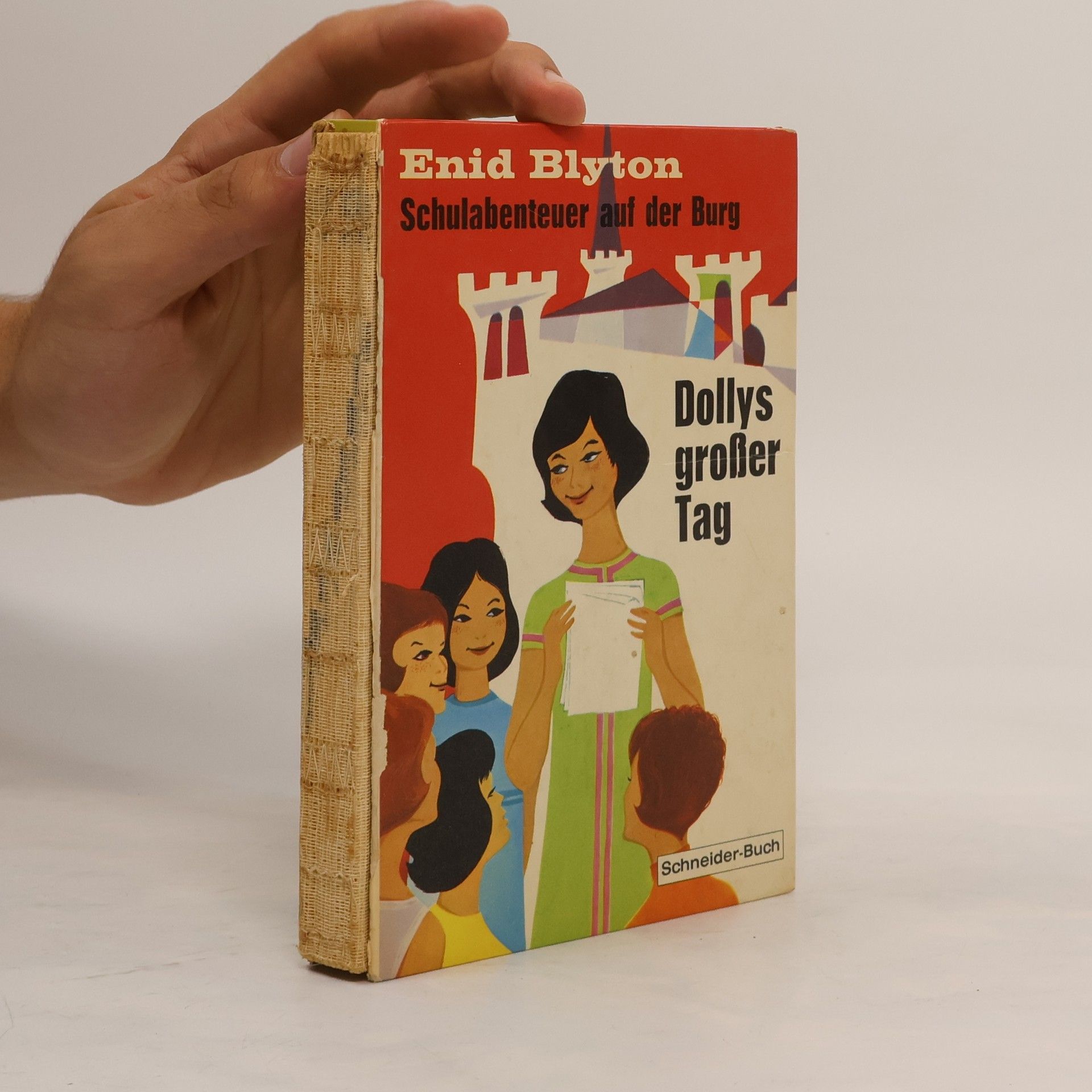 Enid Blyton Dolly grosser Tag