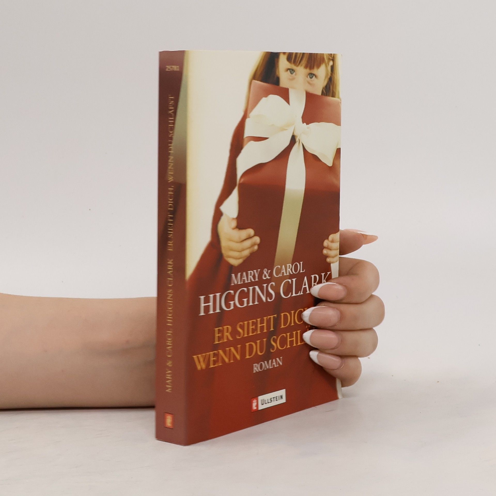 Mary Higgins Clark Er sieht dich, wenn du schläfst