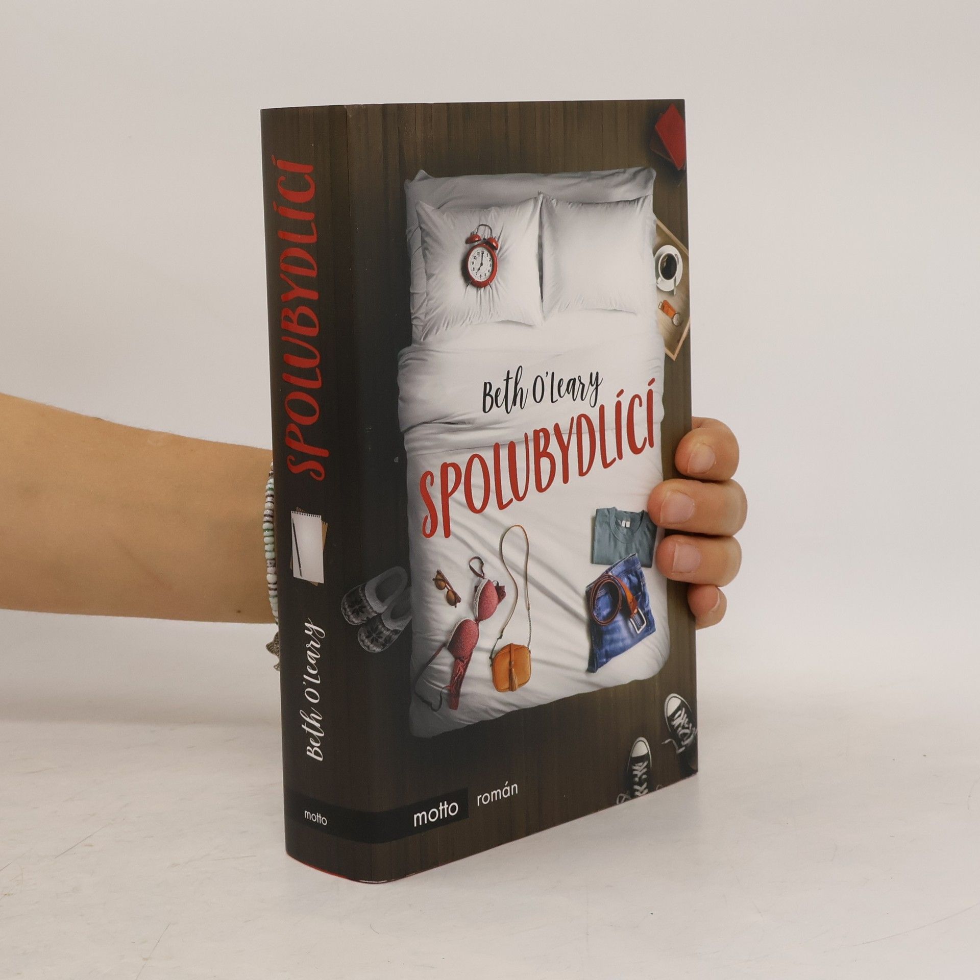 Beth O. Leary Spolubydlící