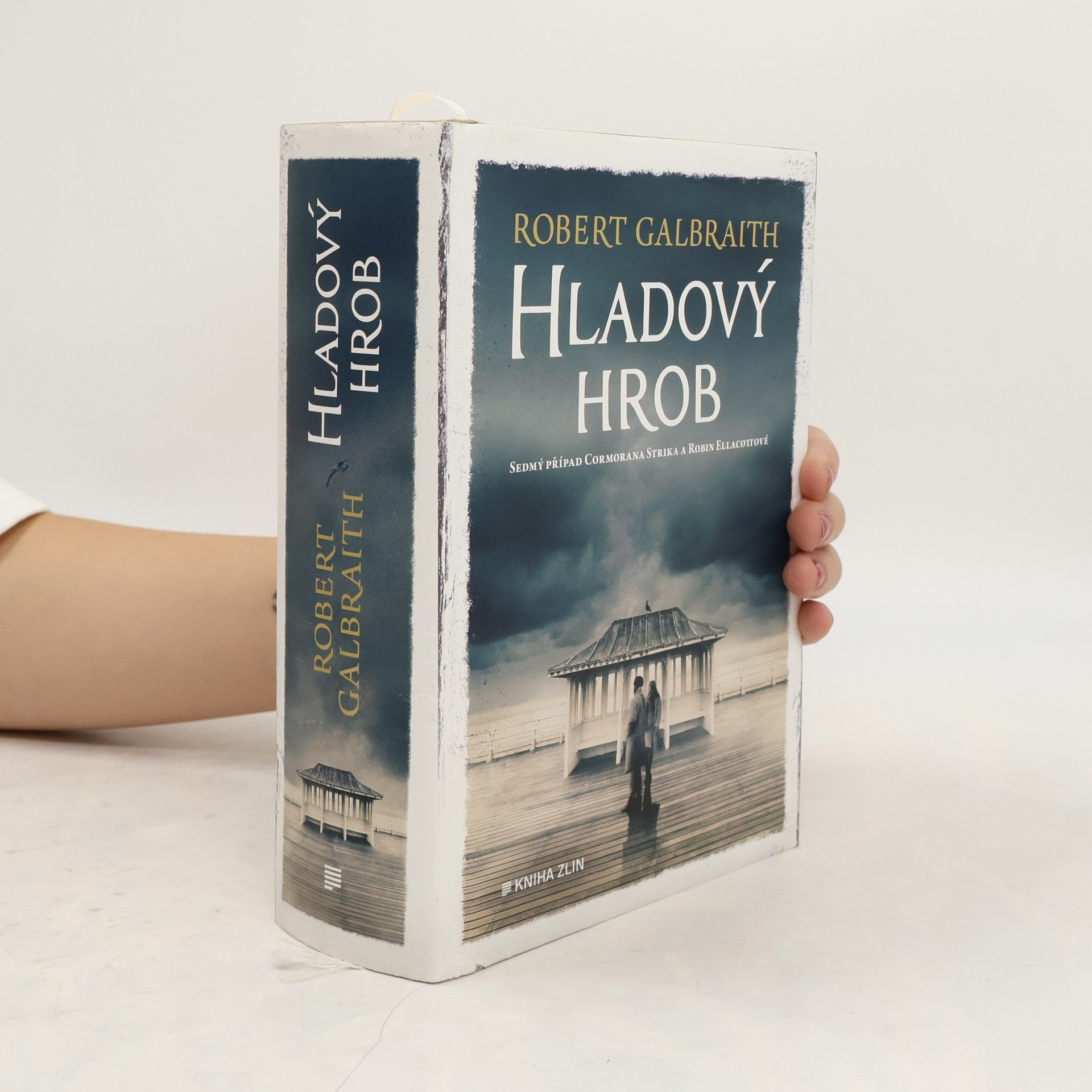 Robert Gelbreyt Hladový hrob
