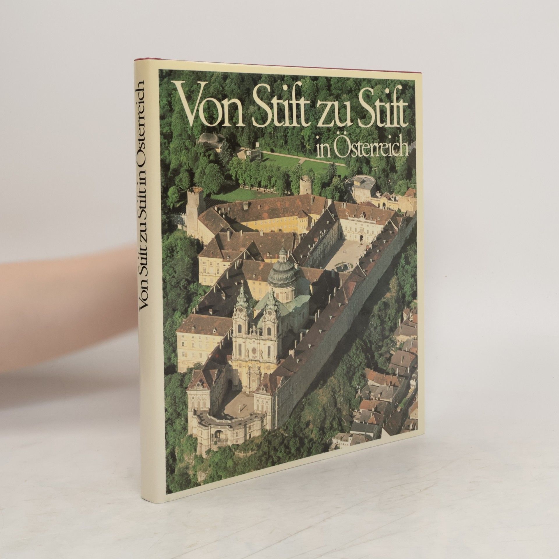 Gerhard Stenzel Von Stift zu Stift in Österreich