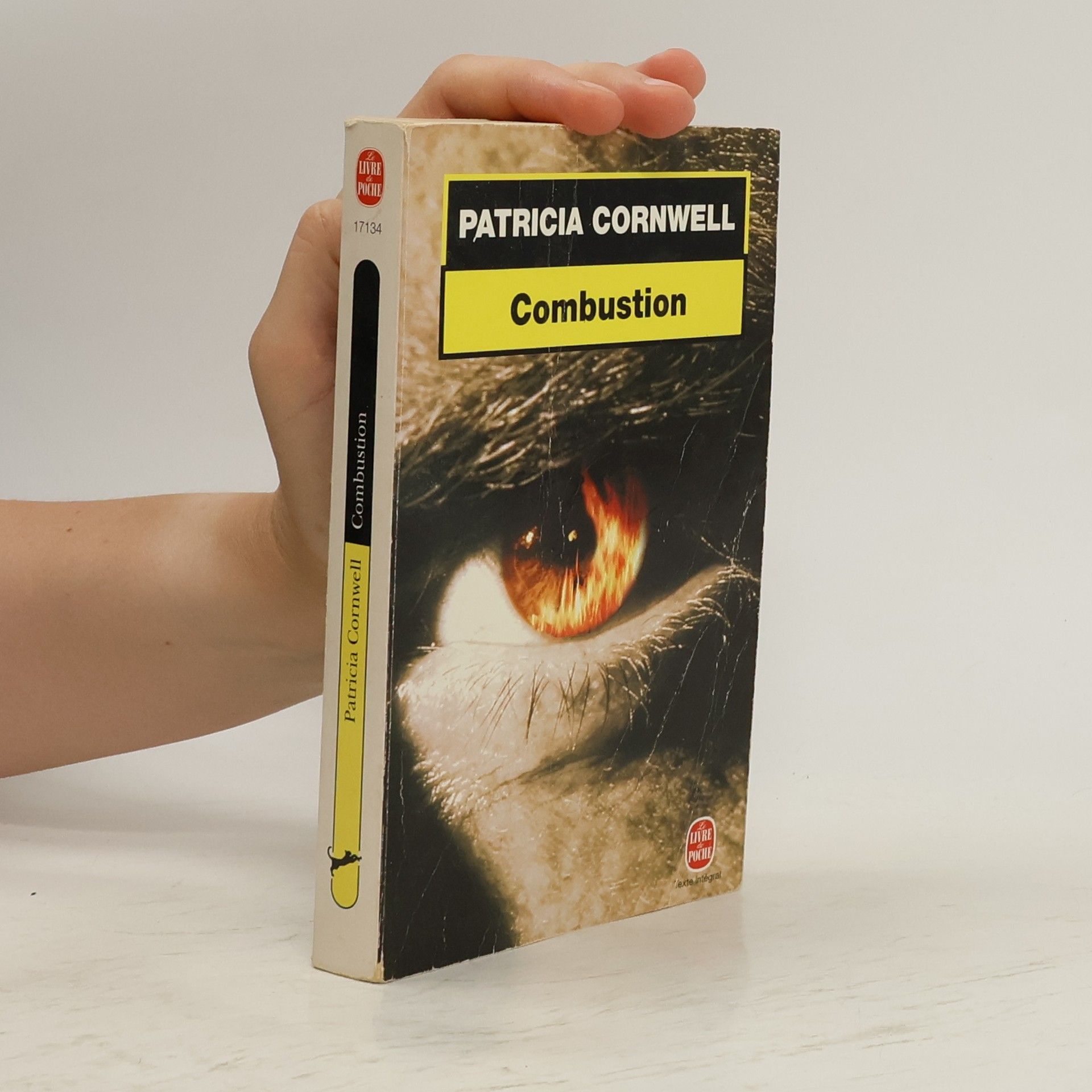 Patricia Daniels Cornwell Combustion