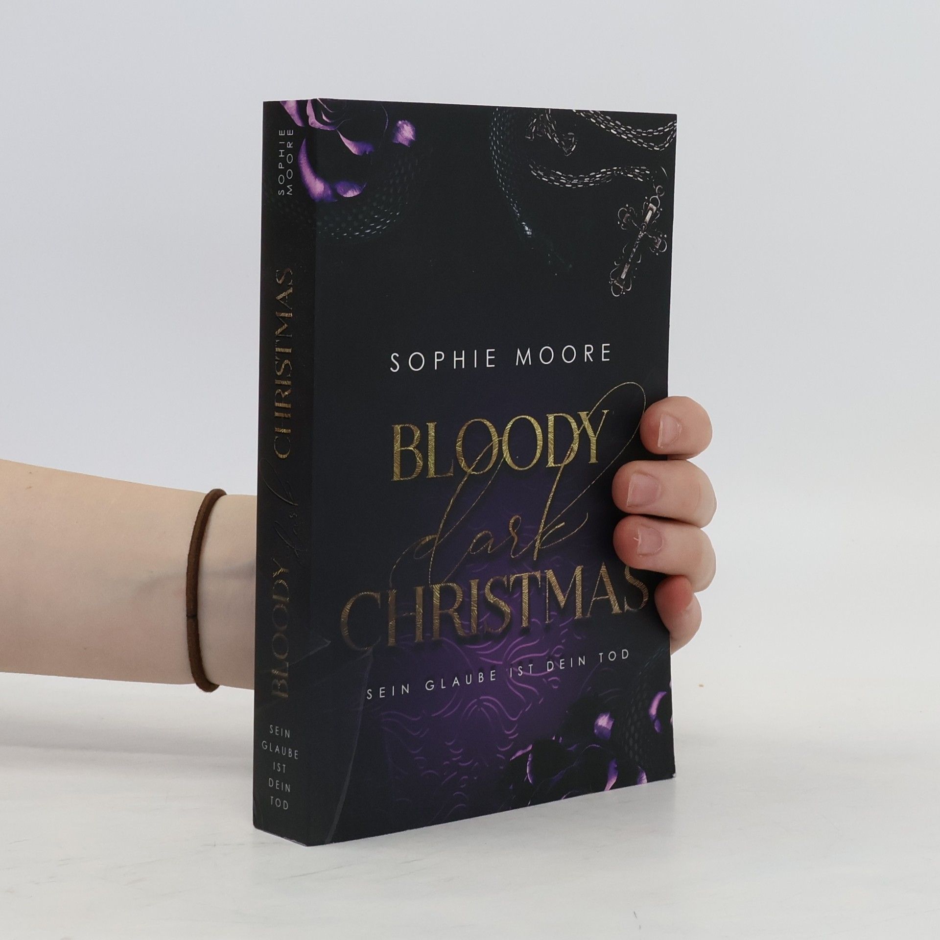 Sophie Moore Bloody Dark Christmas
