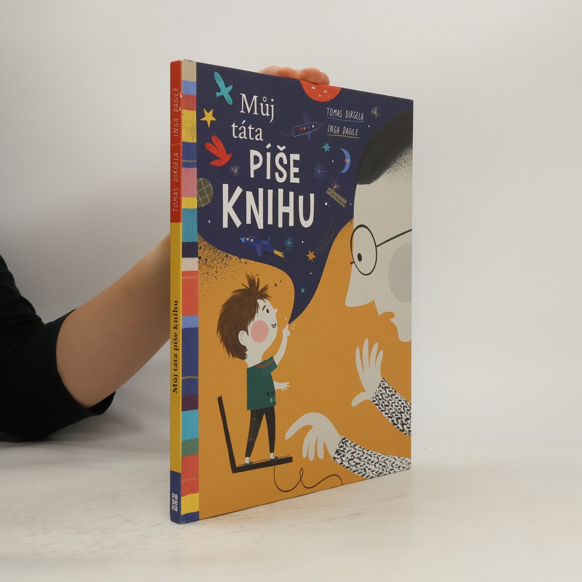 Inga Dagilé Můj táta píše knihu