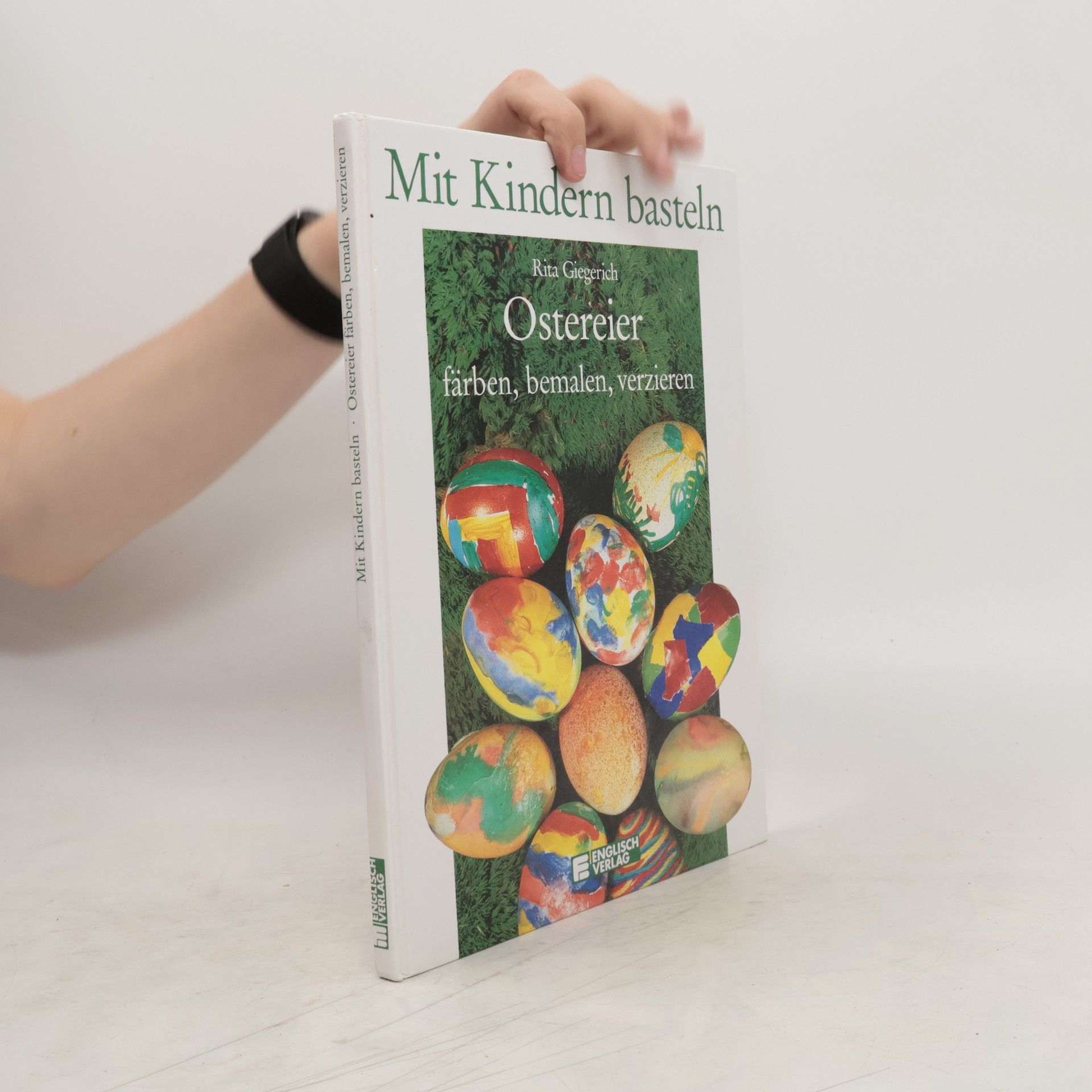 Collectif d'auteurs Mit Kindern basteln