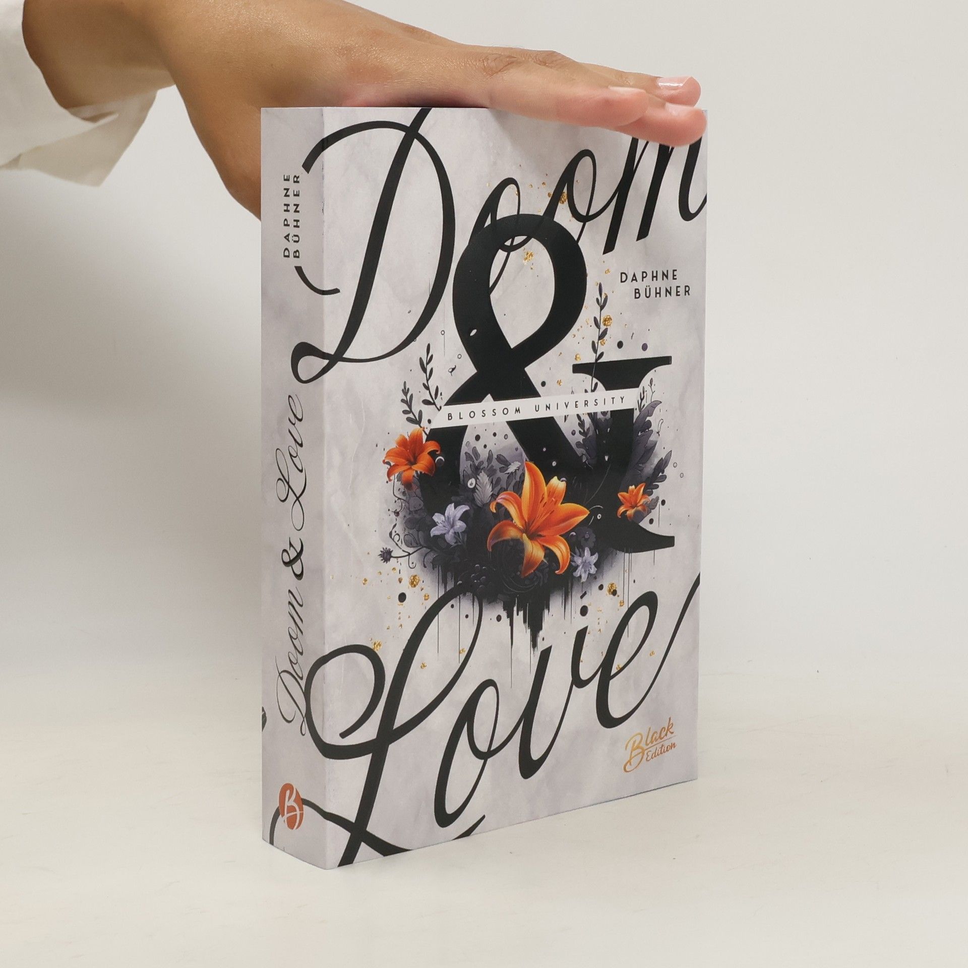 Daphne Bühner Doom & Love