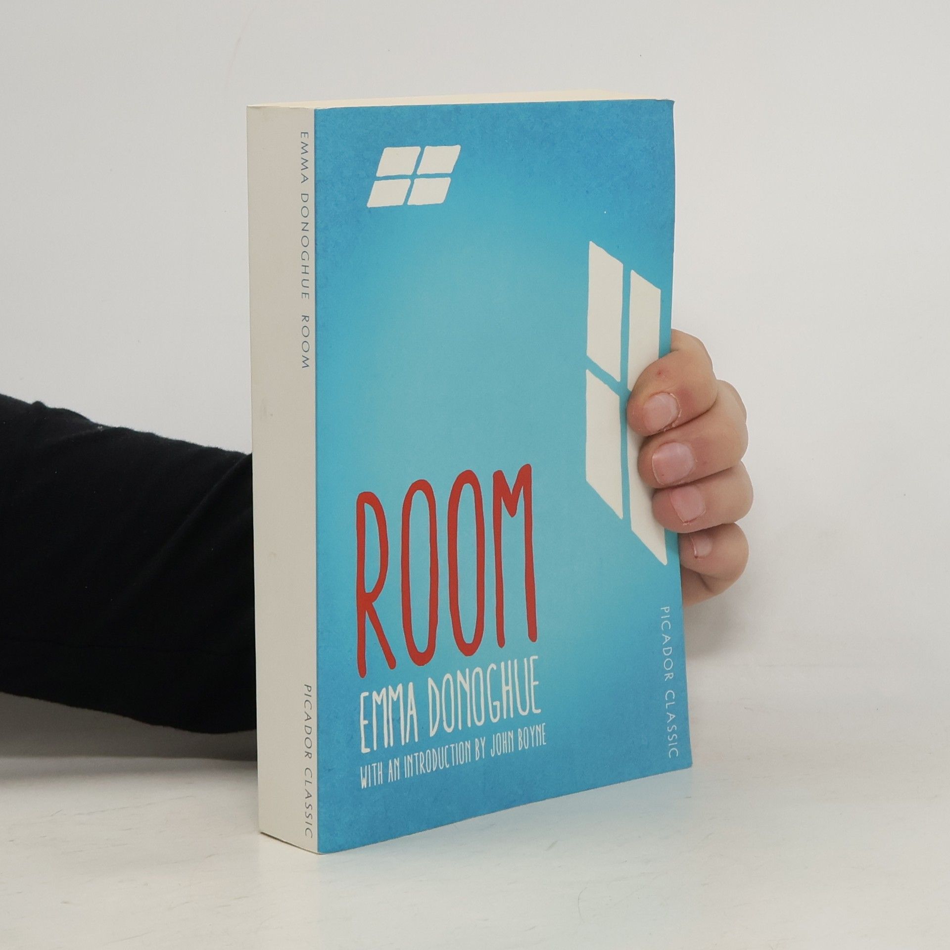 Emma Donoghue Room