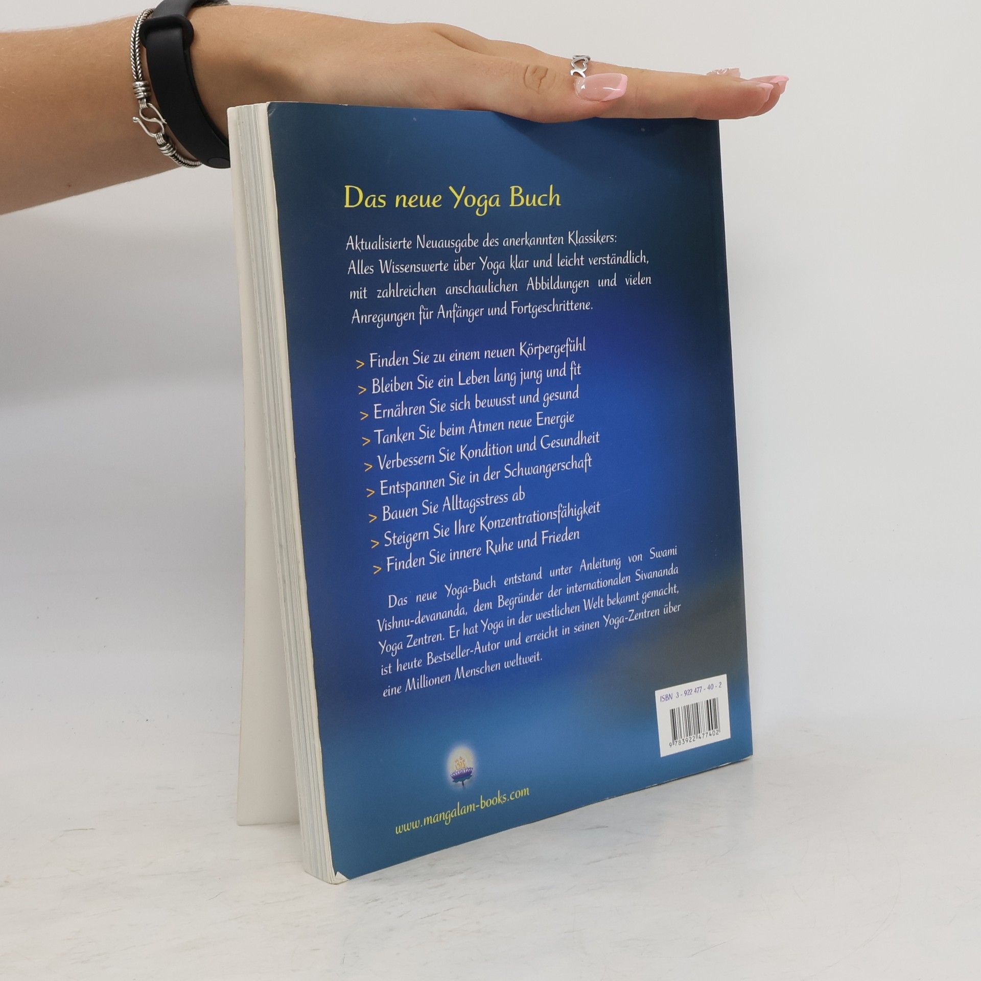 Sumitra Huang-Schang  Yoga