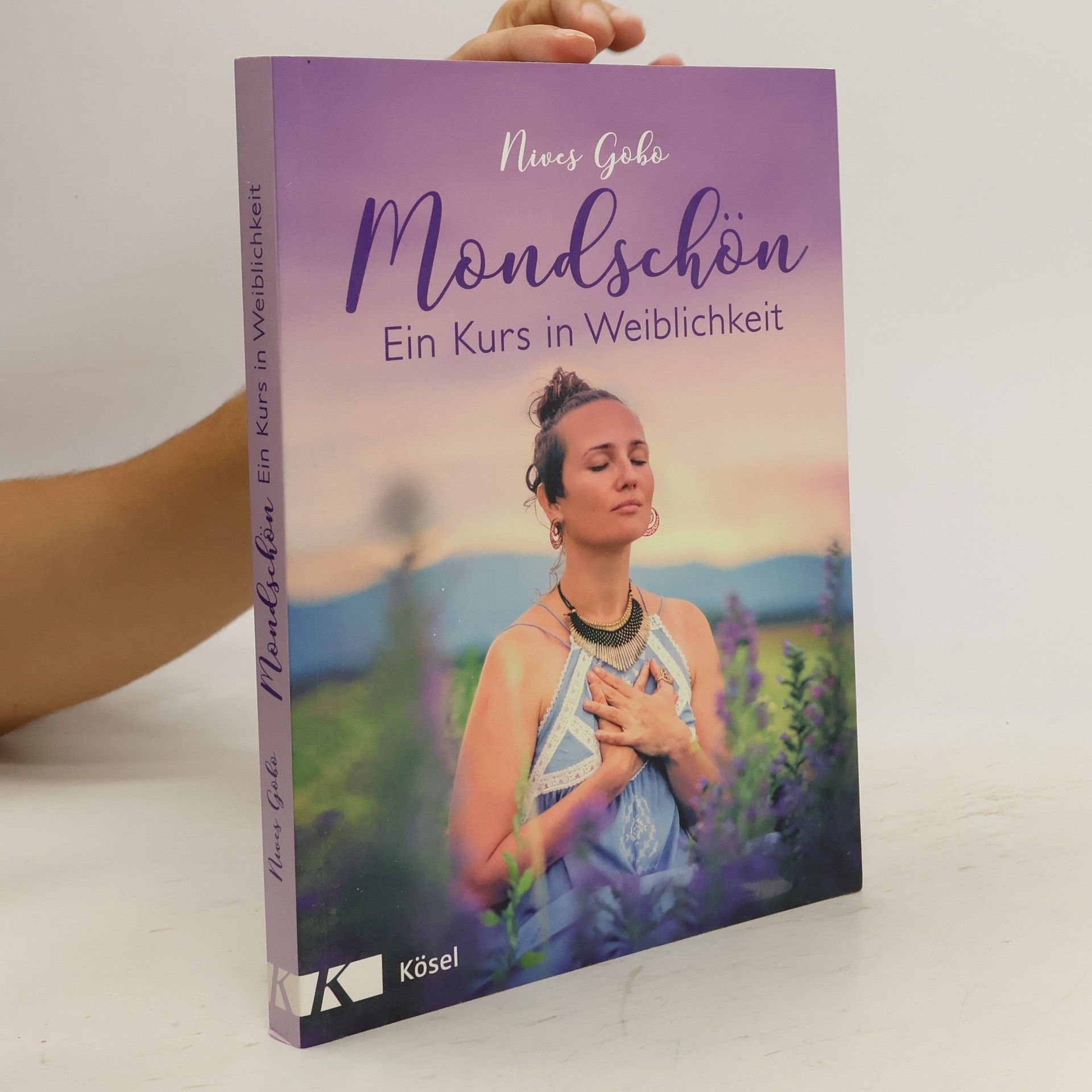 Nives Gobo Mondschön
