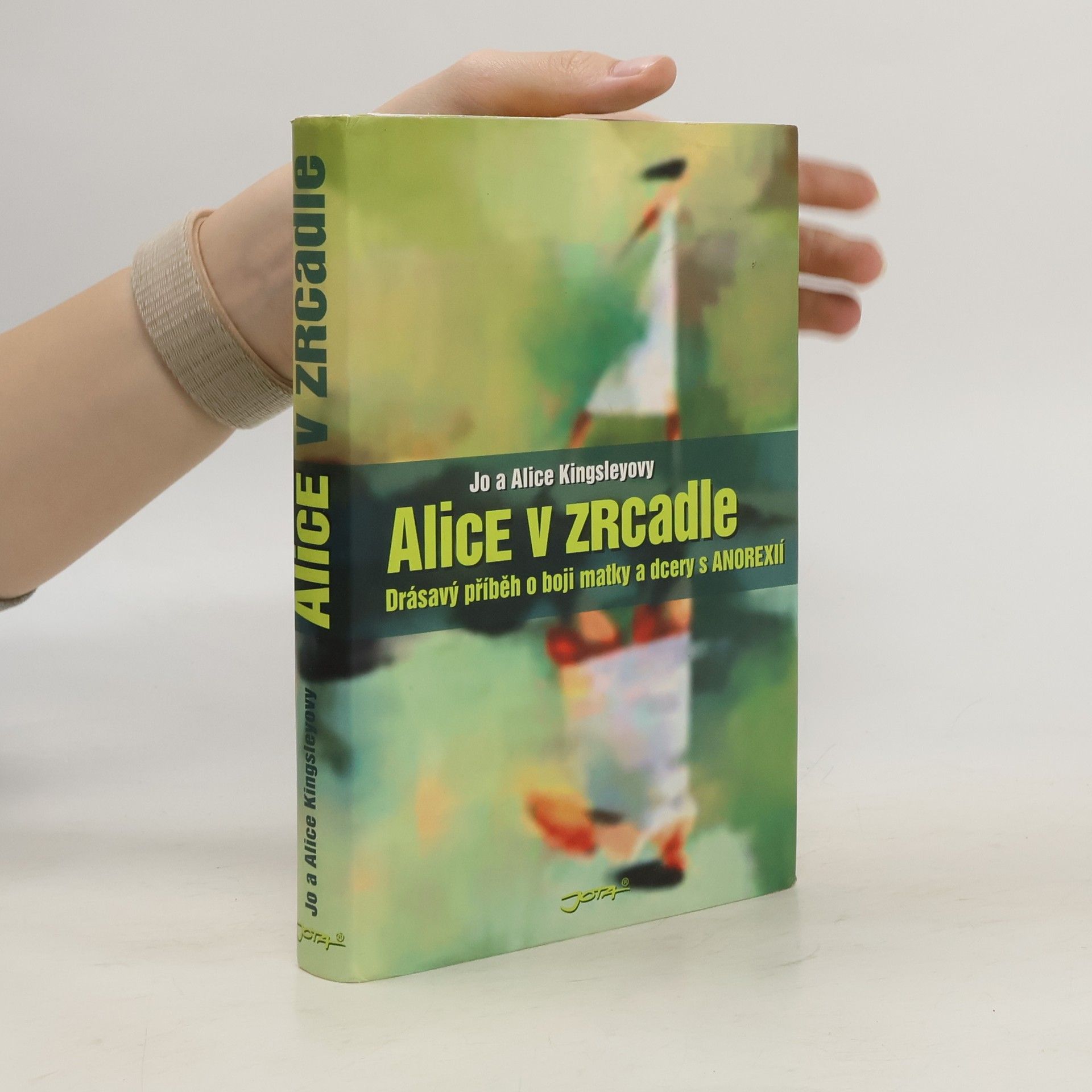 Jo Kingsley Alice v zrcadle