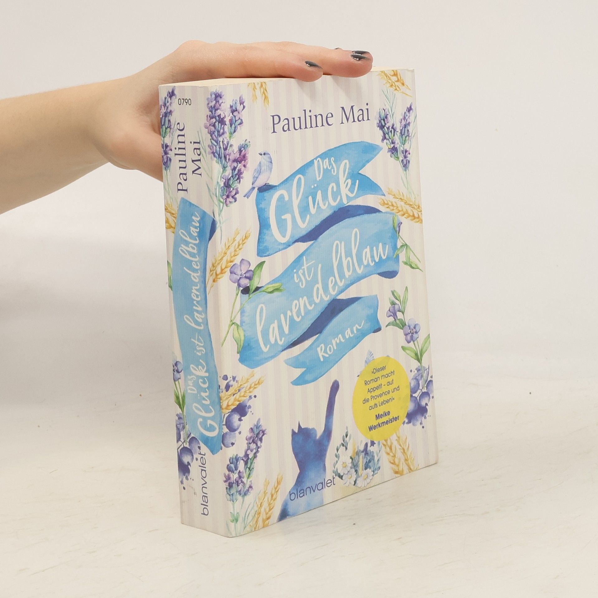 Pauline Mai Das Glück ist lavendelblau