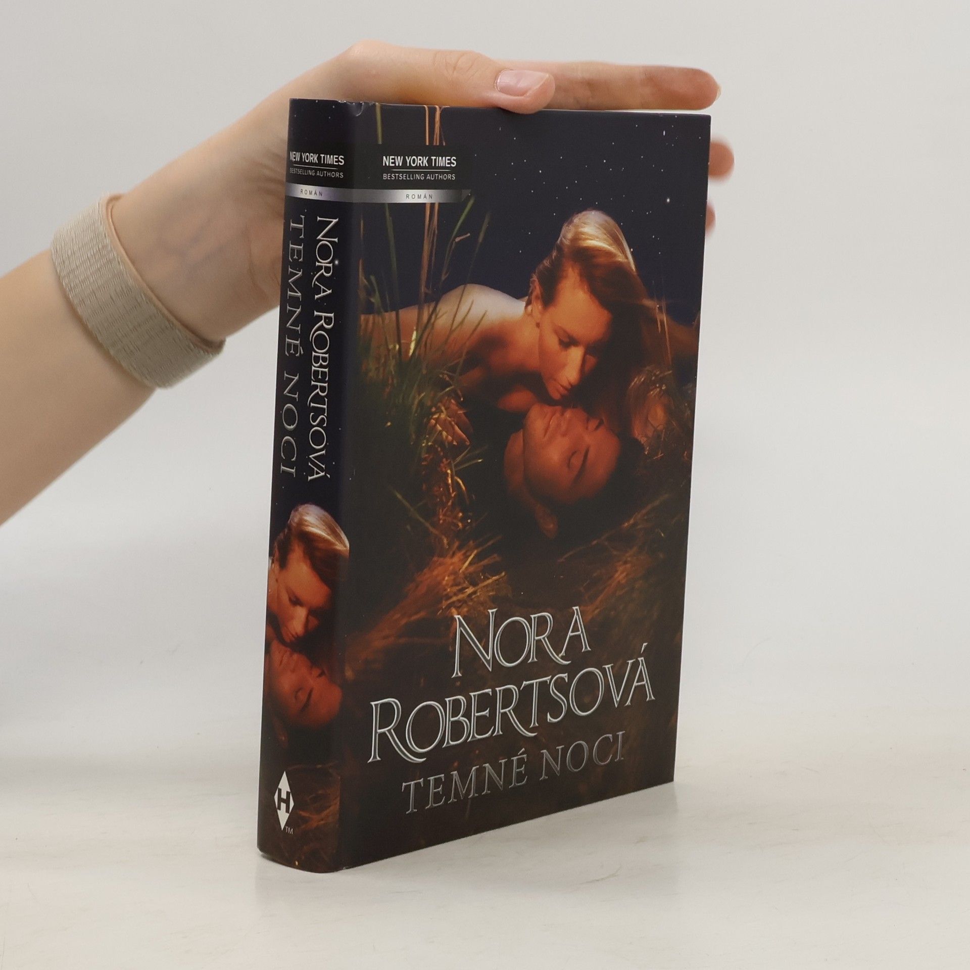 Nora Roberts Temné noci