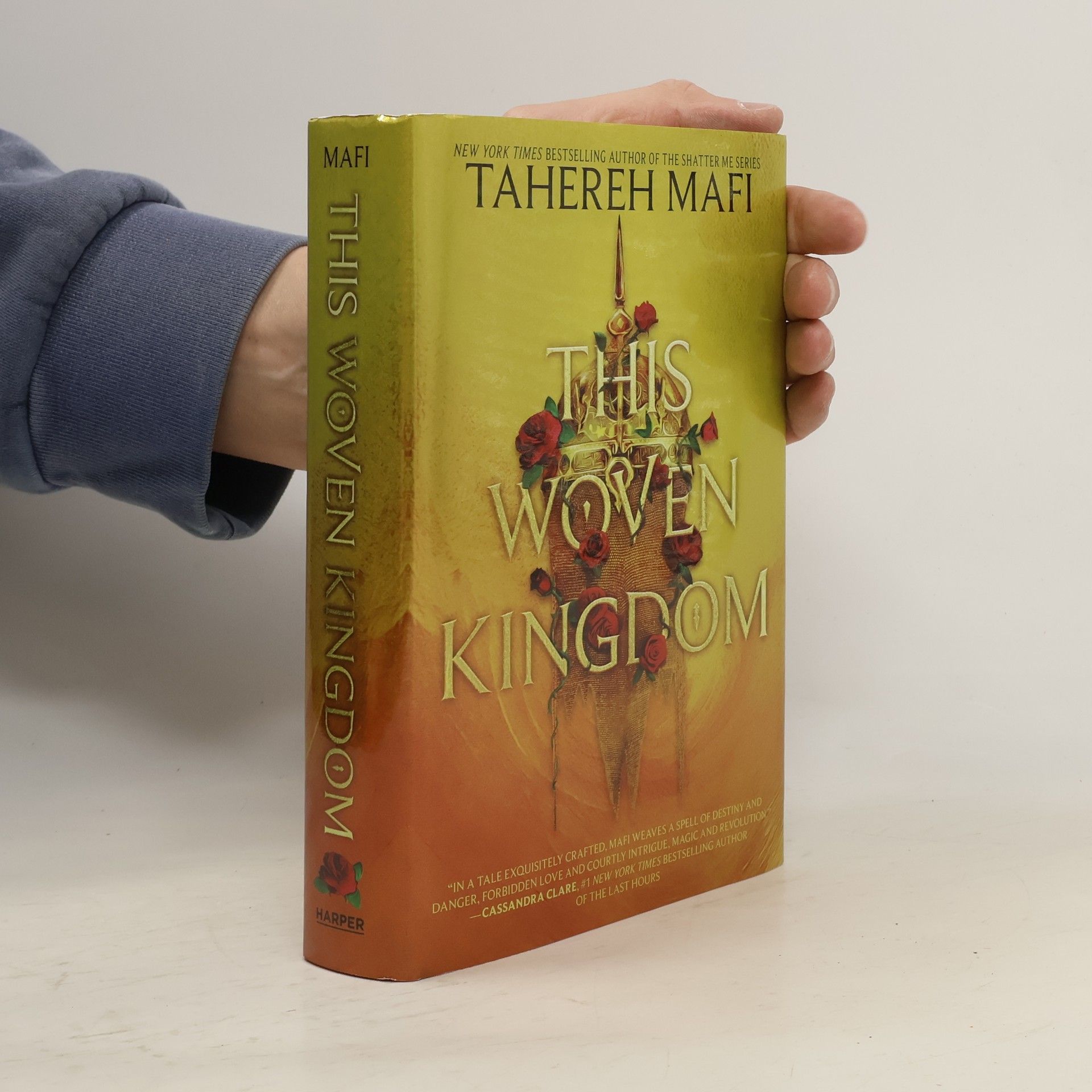 Tahereh Mafi This Woven Kingdom