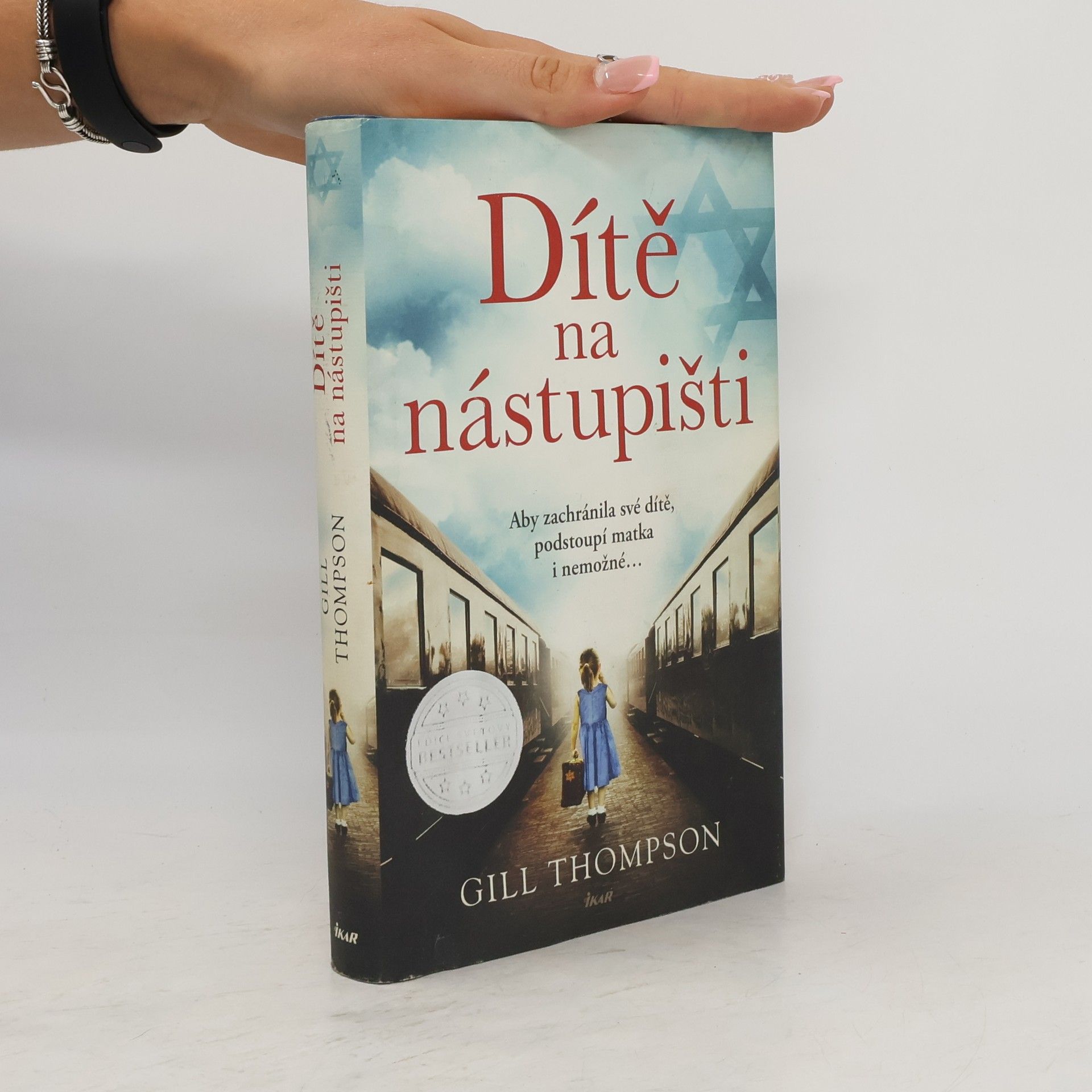 Gill Thompson Dítě na nástupišti