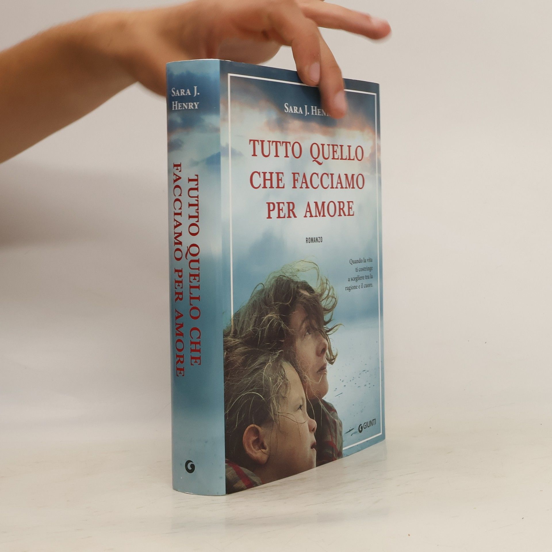 Sara J. Henry Tutto quello che facciamo per amore