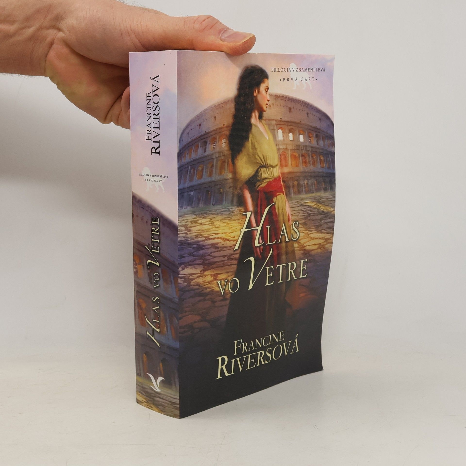 Francine Rivers Hlas vo vetre