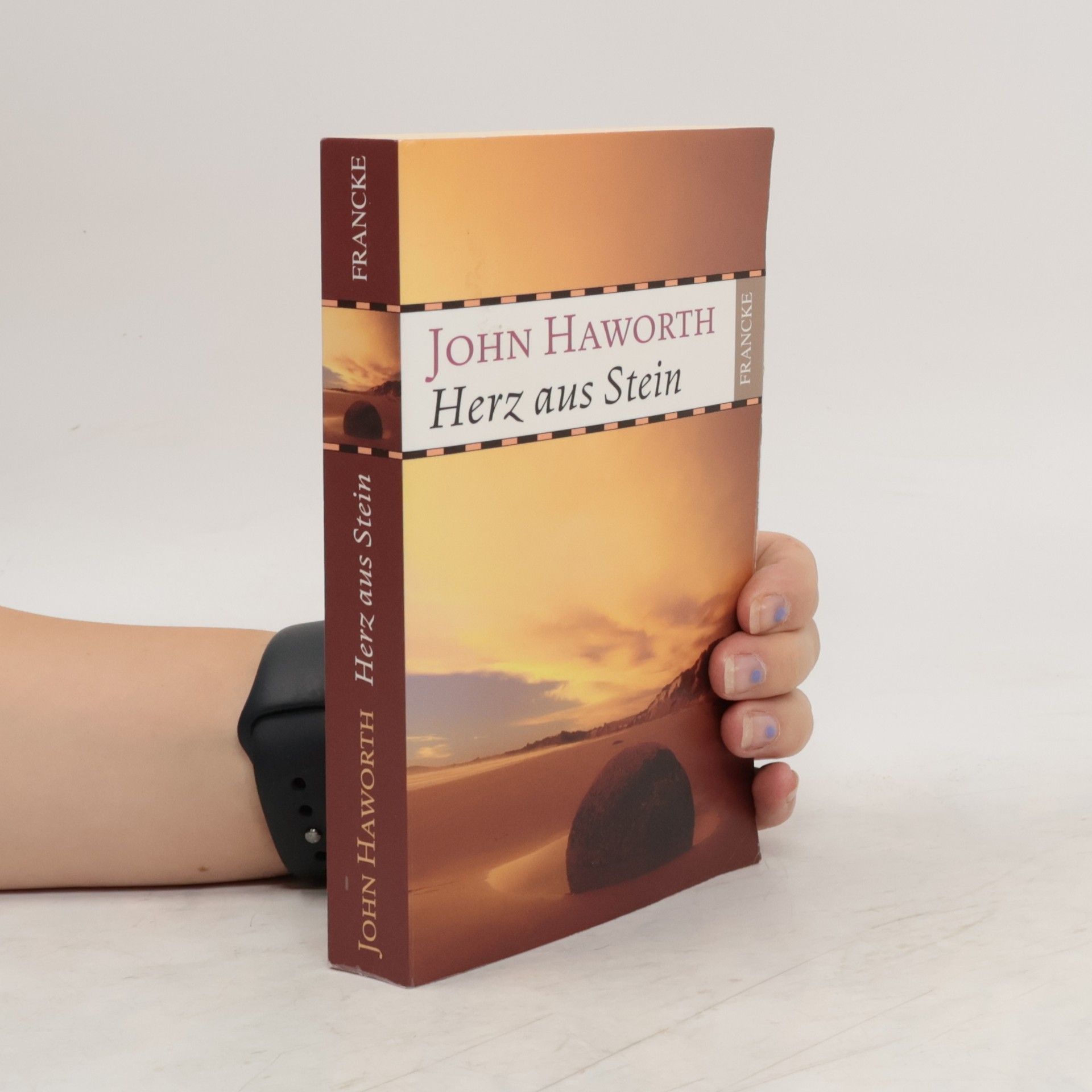 John Haworth Herz aus Stein