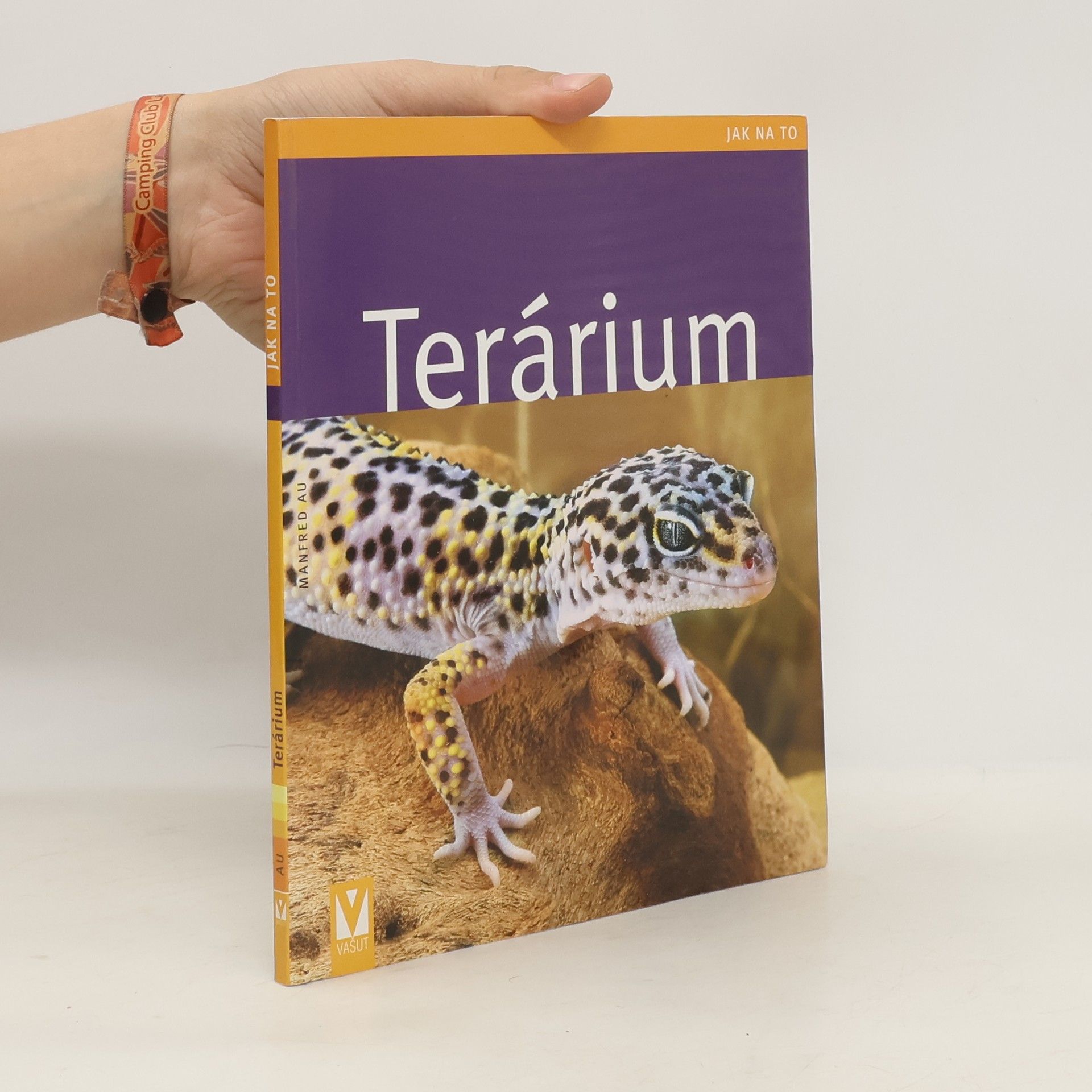 Manfred Au Terárium