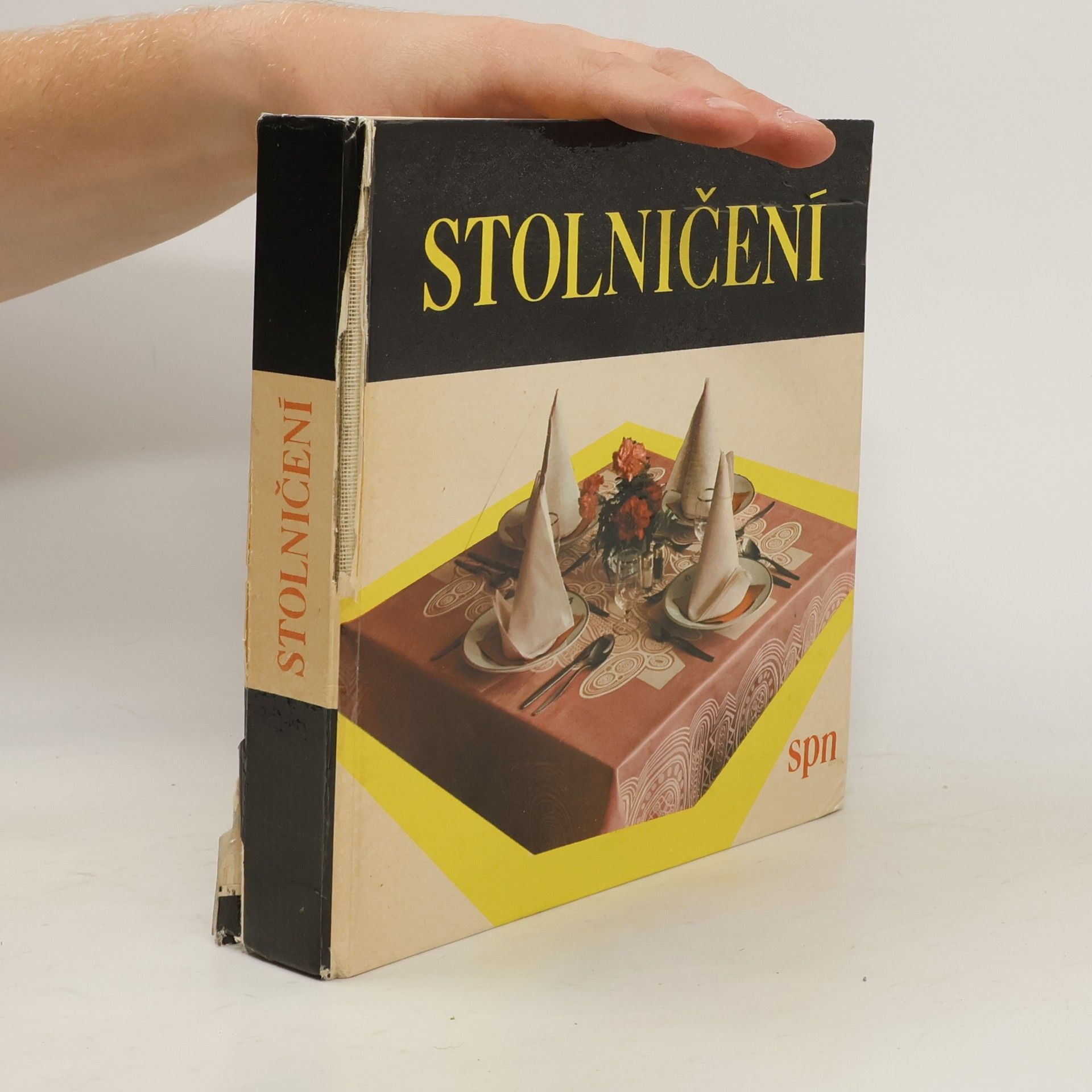 Gustav Salač Stolničení pro studijní obor provoz hotelů a společného stravování a pro učební obor číšník a kuchař-číšník