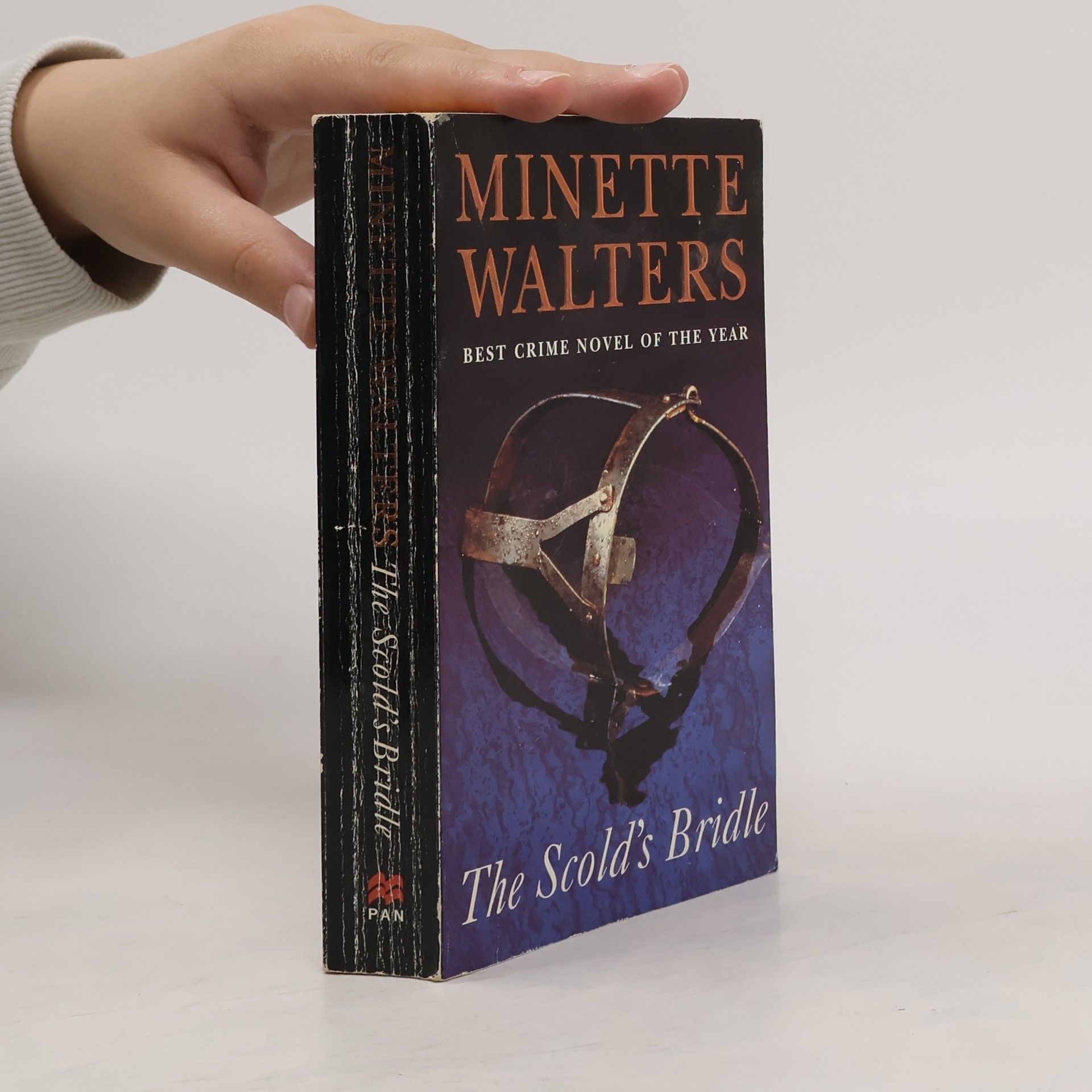 Minette Walter The Scold's Bridle