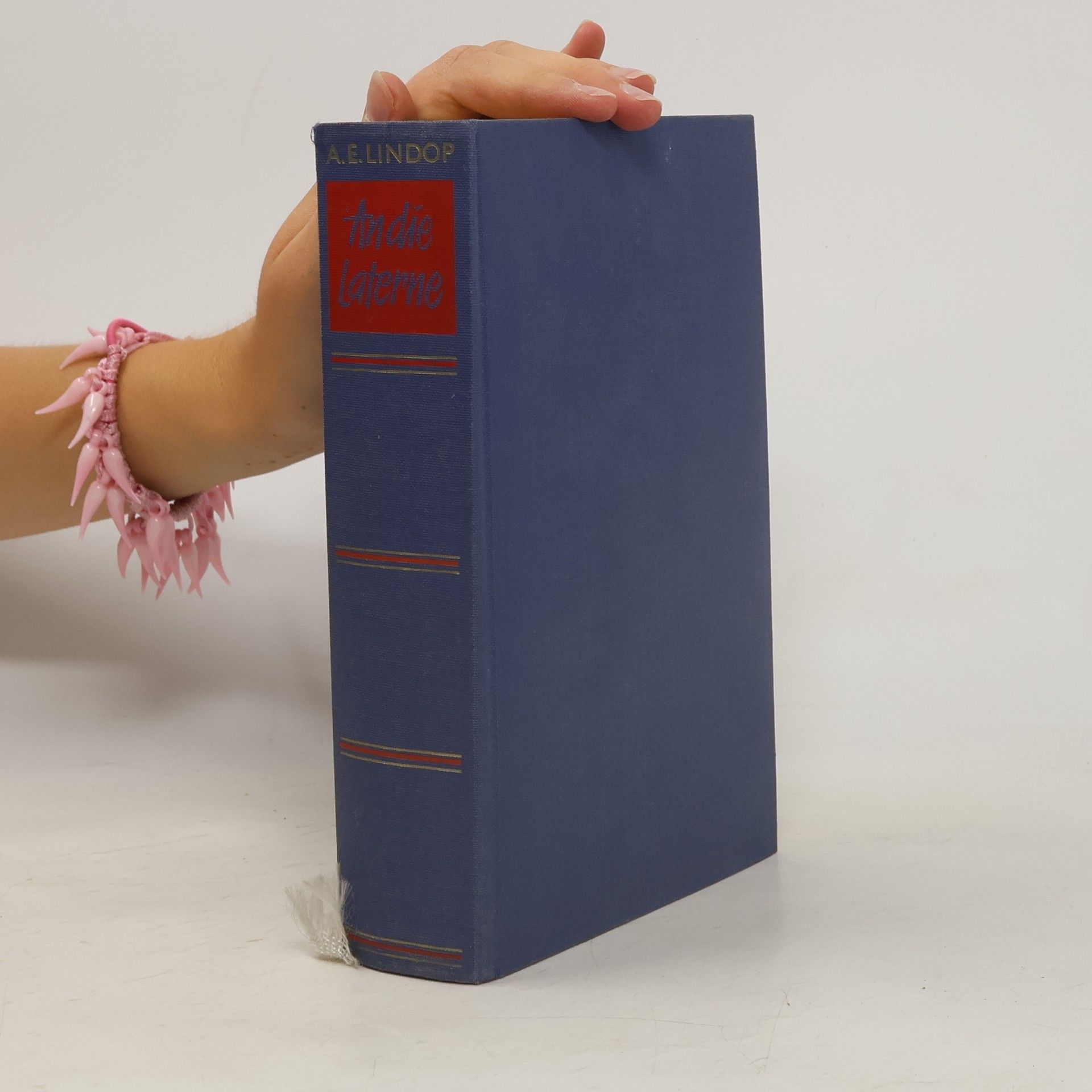 A. E. Lindop An die Laterne