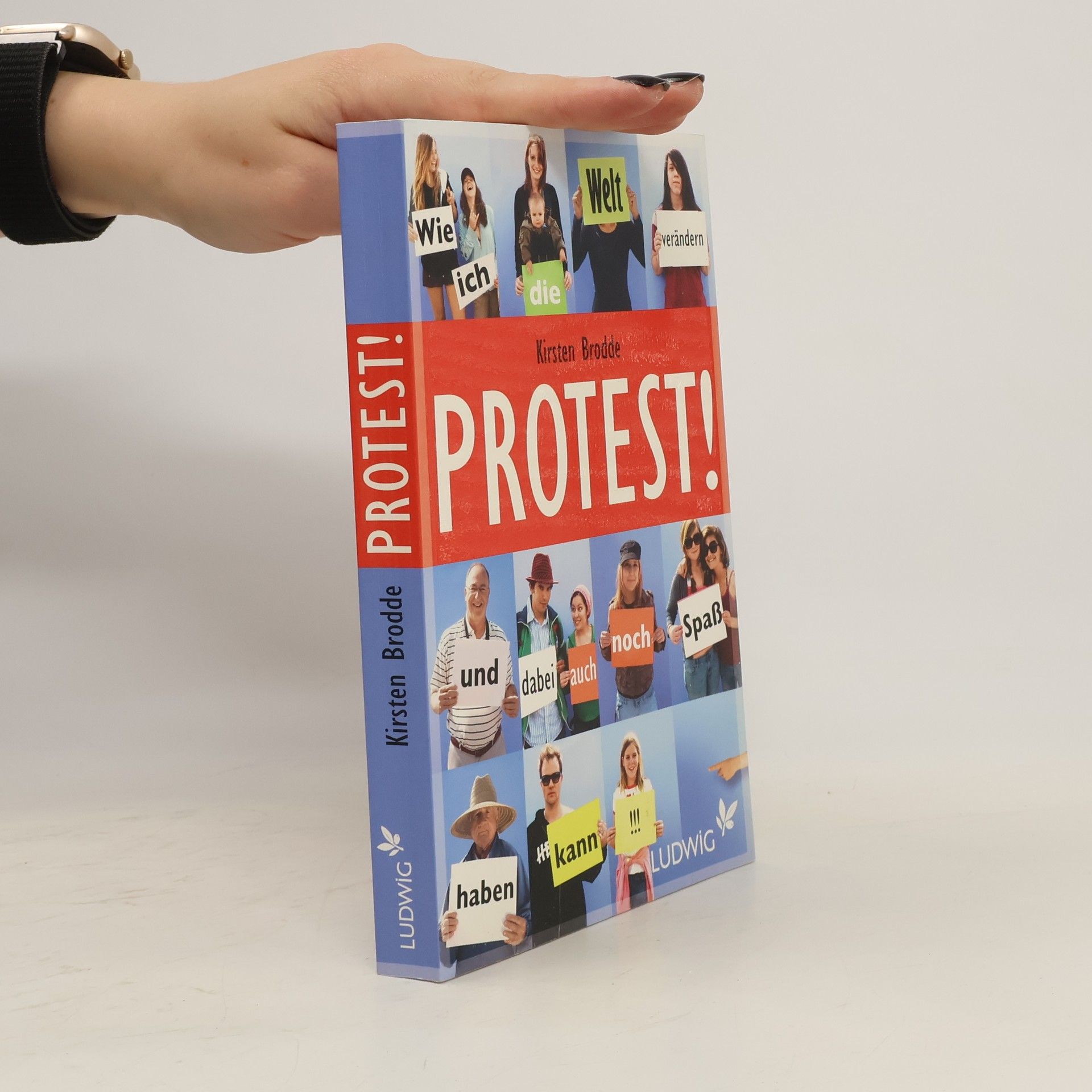 Kirsten Brodde Protest!