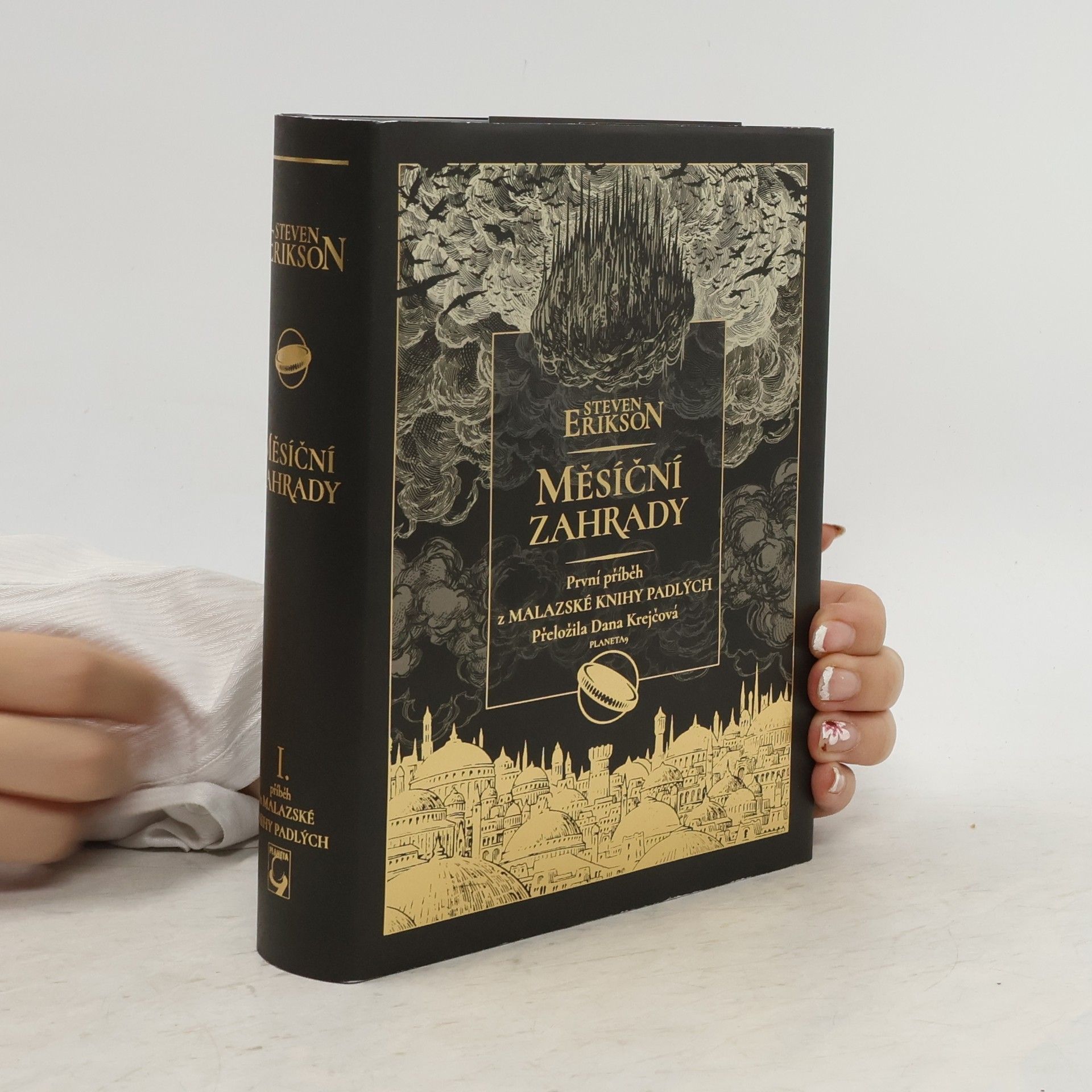 Steven Erikson Měsíční zahrady