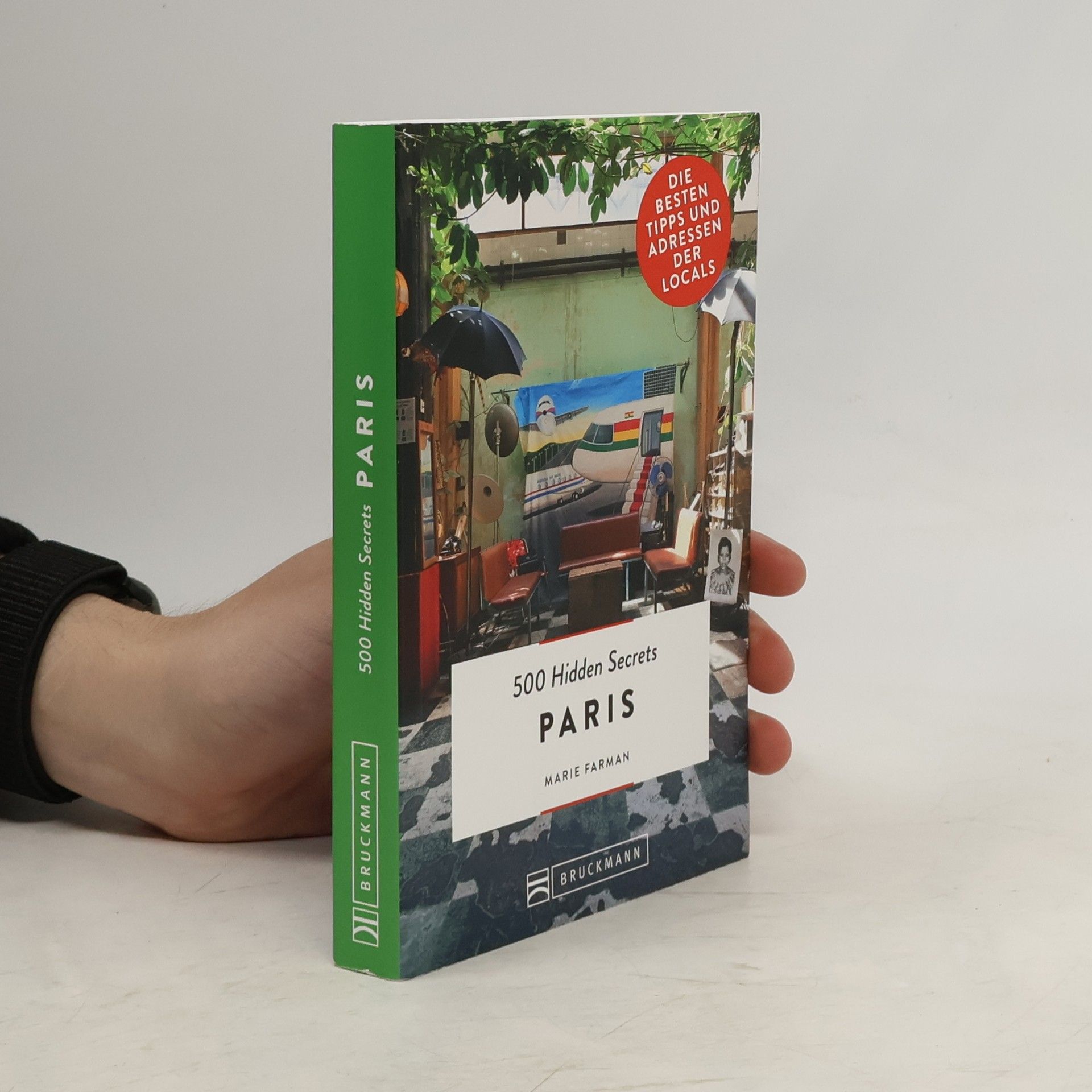 Marie Farman 500 hidden secrets Paris