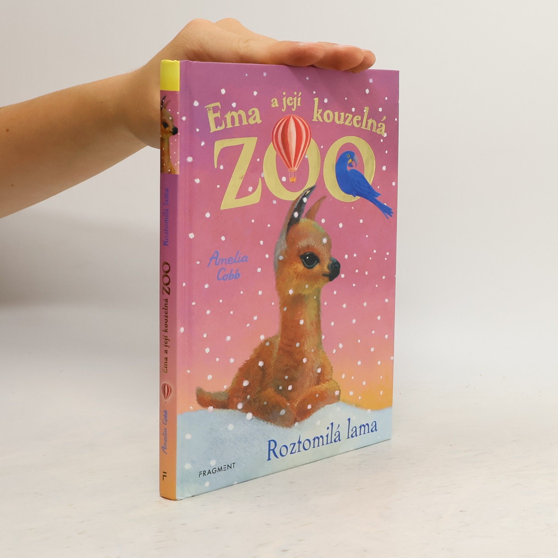 Amelia Cobb Ema a její kouzelná zoo. Roztomilá lama