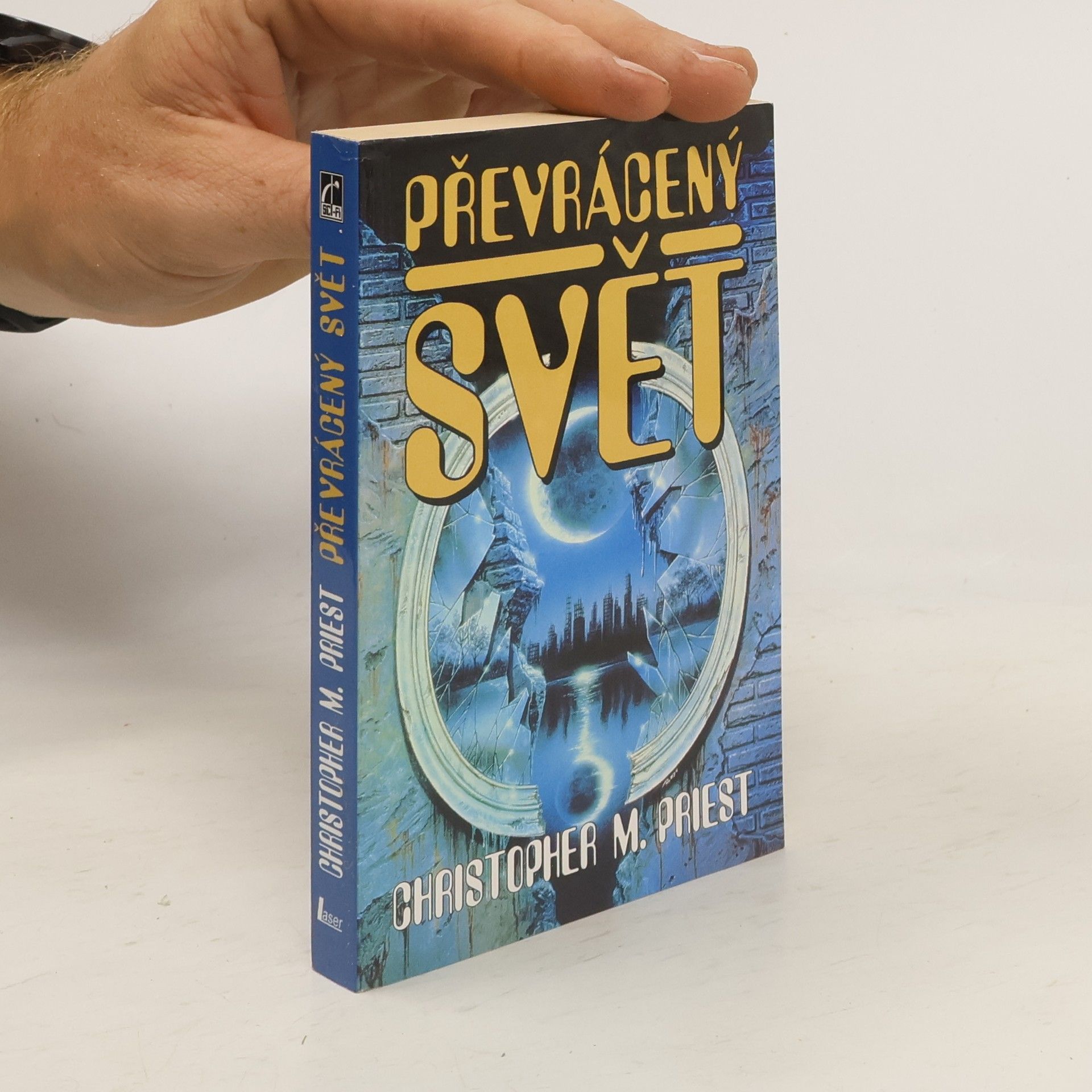 Christopher Priest Převrácený svět