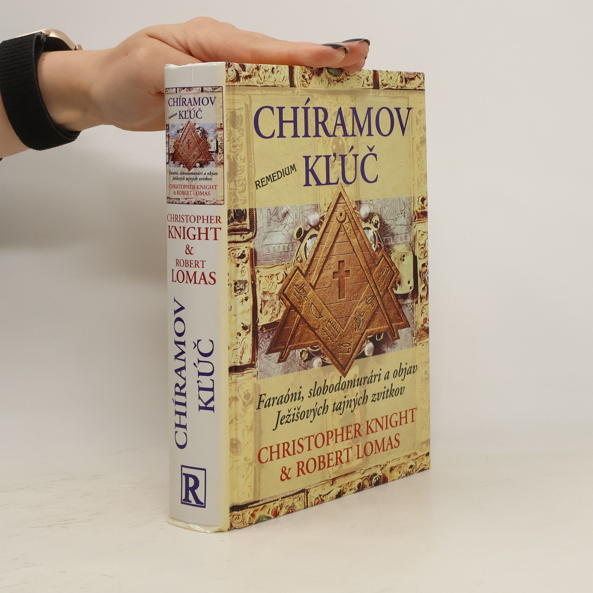 Christopher Knight Chíramov kľúč