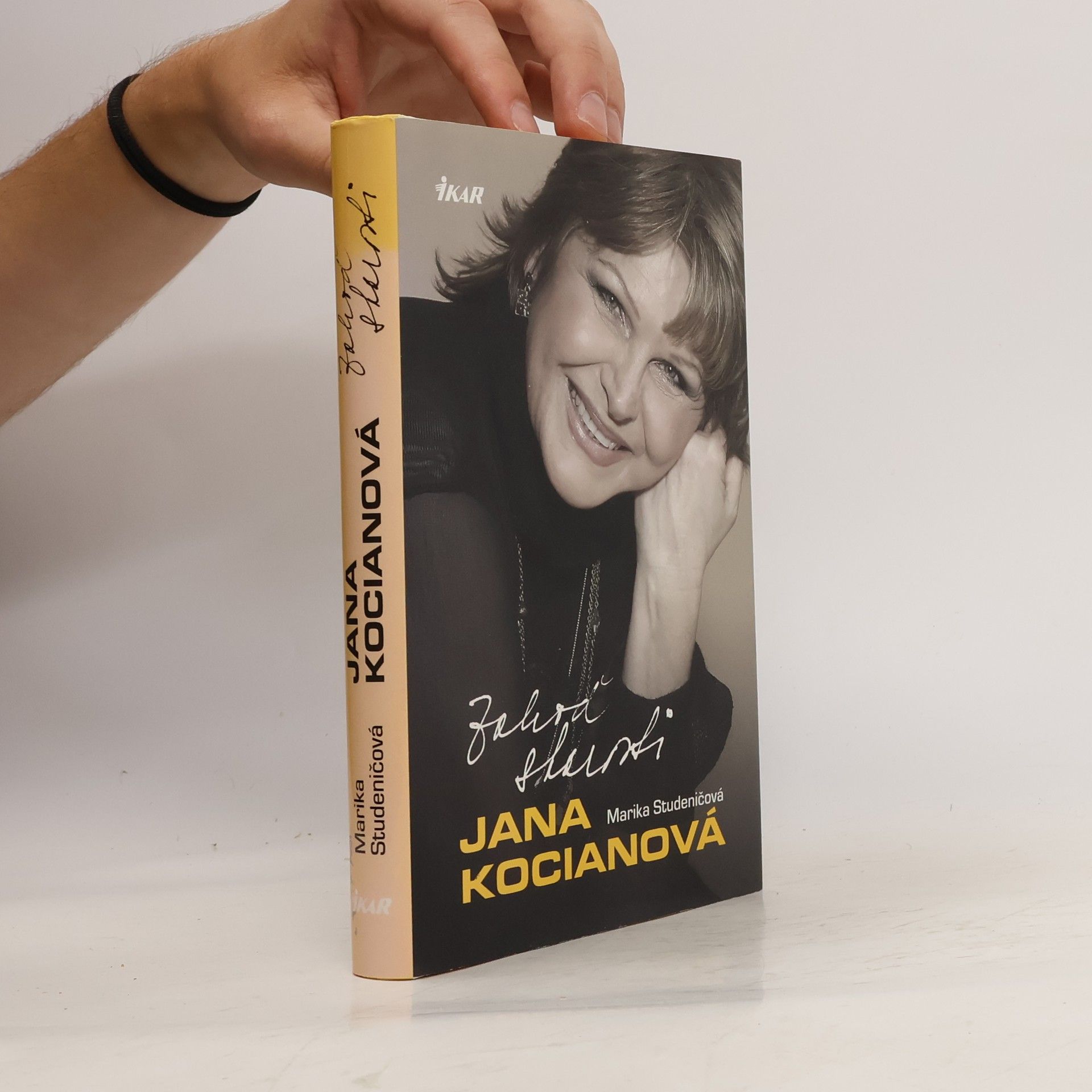 Marika Studeničová Zahoď starosti